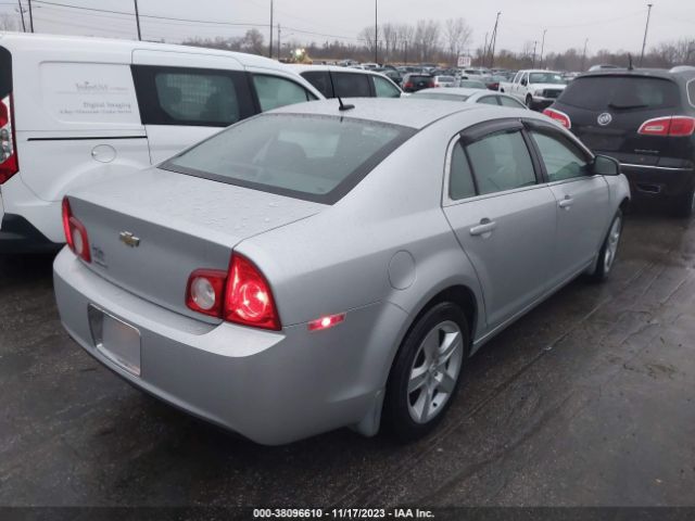 Photo 3 VIN: 1G1ZB5EB1AF216651 - CHEVROLET MALIBU 