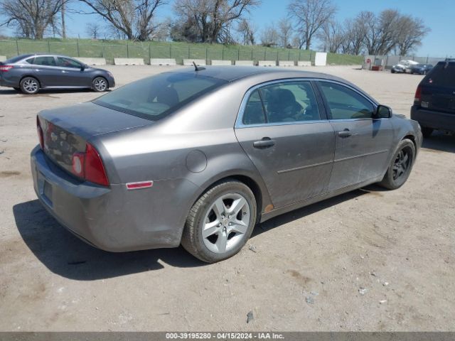 Photo 3 VIN: 1G1ZB5EB2AF313499 - CHEVROLET MALIBU 