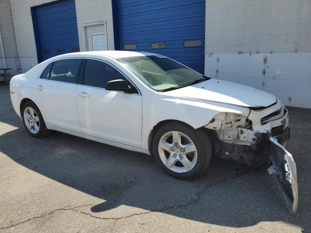 Photo 3 VIN: 1G1ZB5EB3AF312412 - CHEVROLET MALIBU LS 