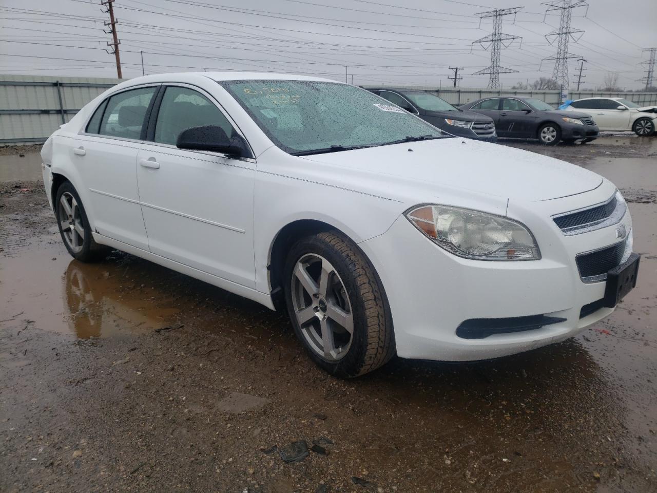 Photo 3 VIN: 1G1ZB5EB4AF214506 - CHEVROLET MALIBU 