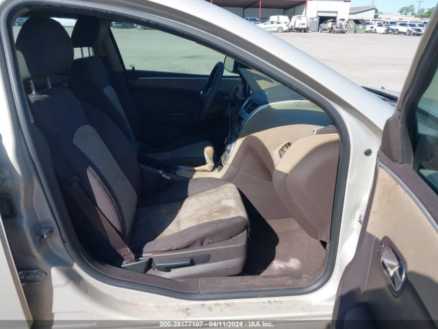 Photo 4 VIN: 1G1ZB5EB5AF114768 - CHEVROLET MALIBU 