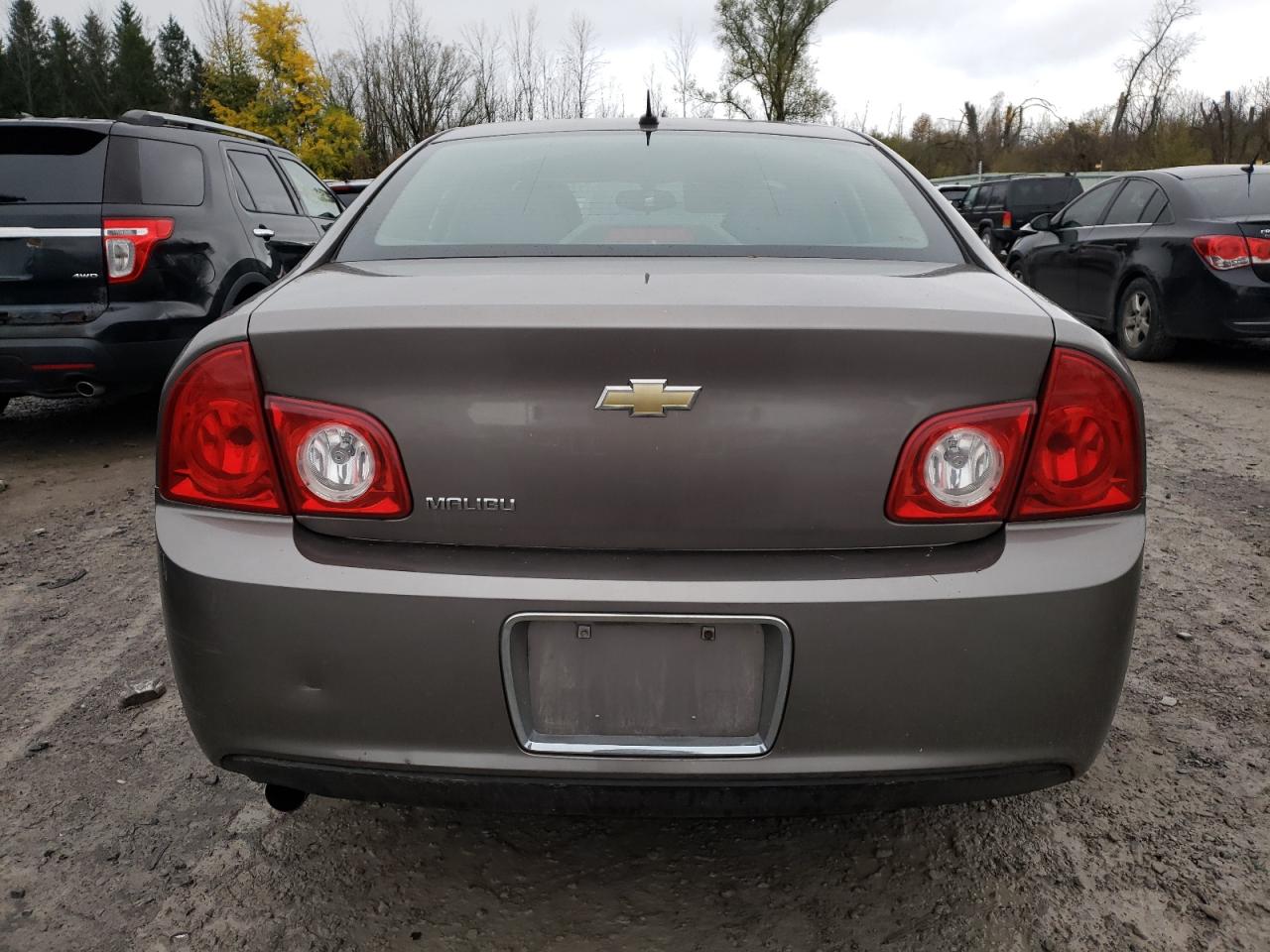 Photo 5 VIN: 1G1ZB5EB5AF297900 - CHEVROLET MALIBU 