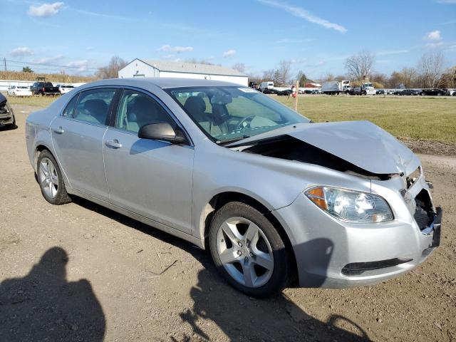 Photo 3 VIN: 1G1ZB5EB7A4128215 - CHEVROLET MALIBU 