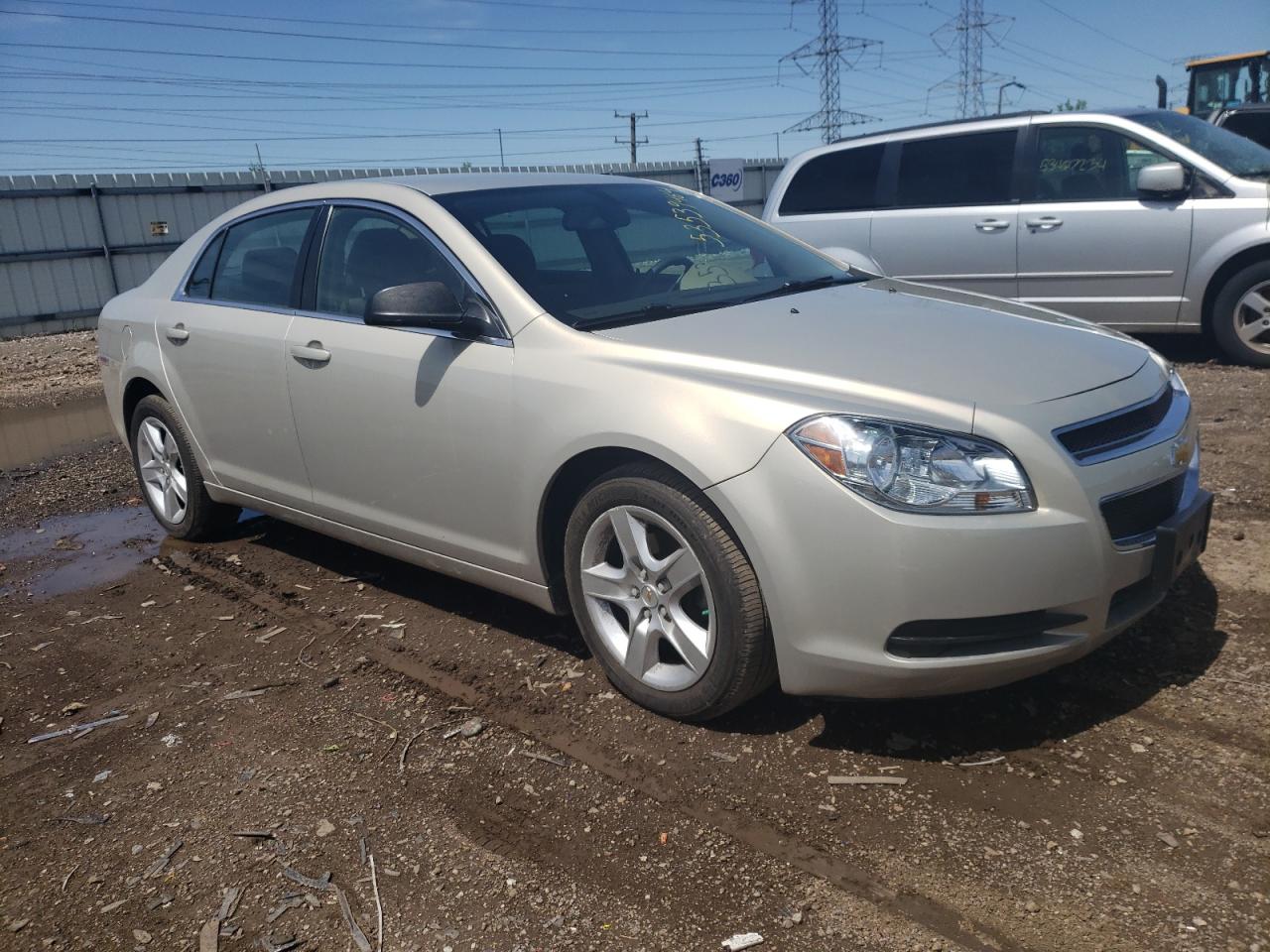 Photo 3 VIN: 1G1ZB5EB7AF244874 - CHEVROLET MALIBU 