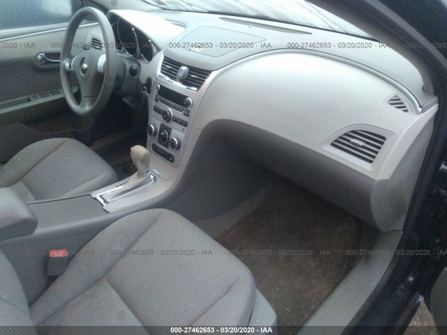 Photo 4 VIN: 1G1ZB5EB8AF101058 - CHEVROLET MALIBU 