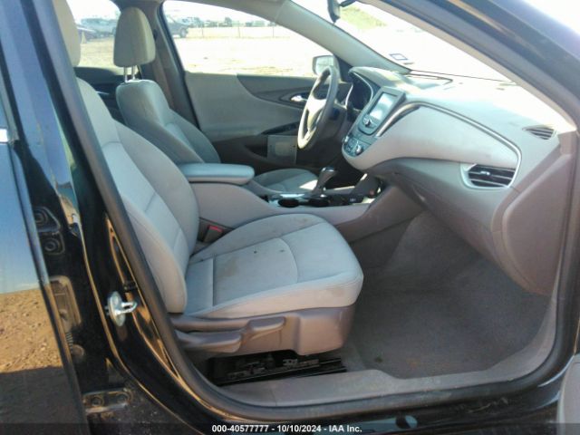 Photo 4 VIN: 1G1ZB5ST0JF204732 - CHEVROLET MALIBU 