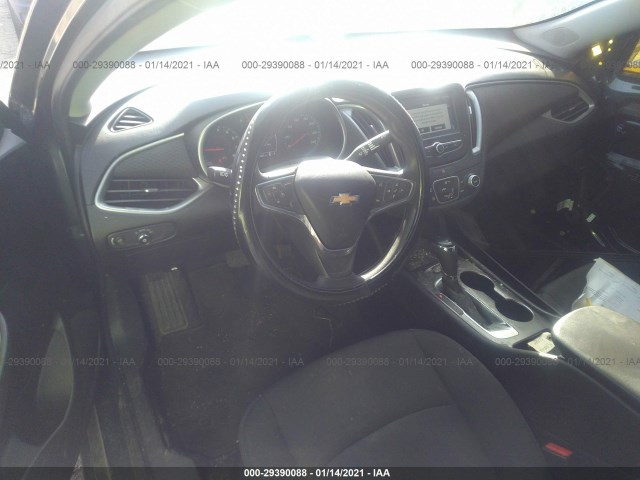 Photo 4 VIN: 1G1ZB5ST0JF210031 - CHEVROLET MALIBU 