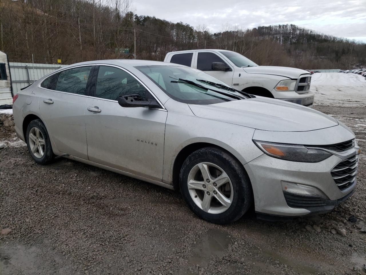 Photo 3 VIN: 1G1ZB5ST0LF014531 - CHEVROLET MALIBU 