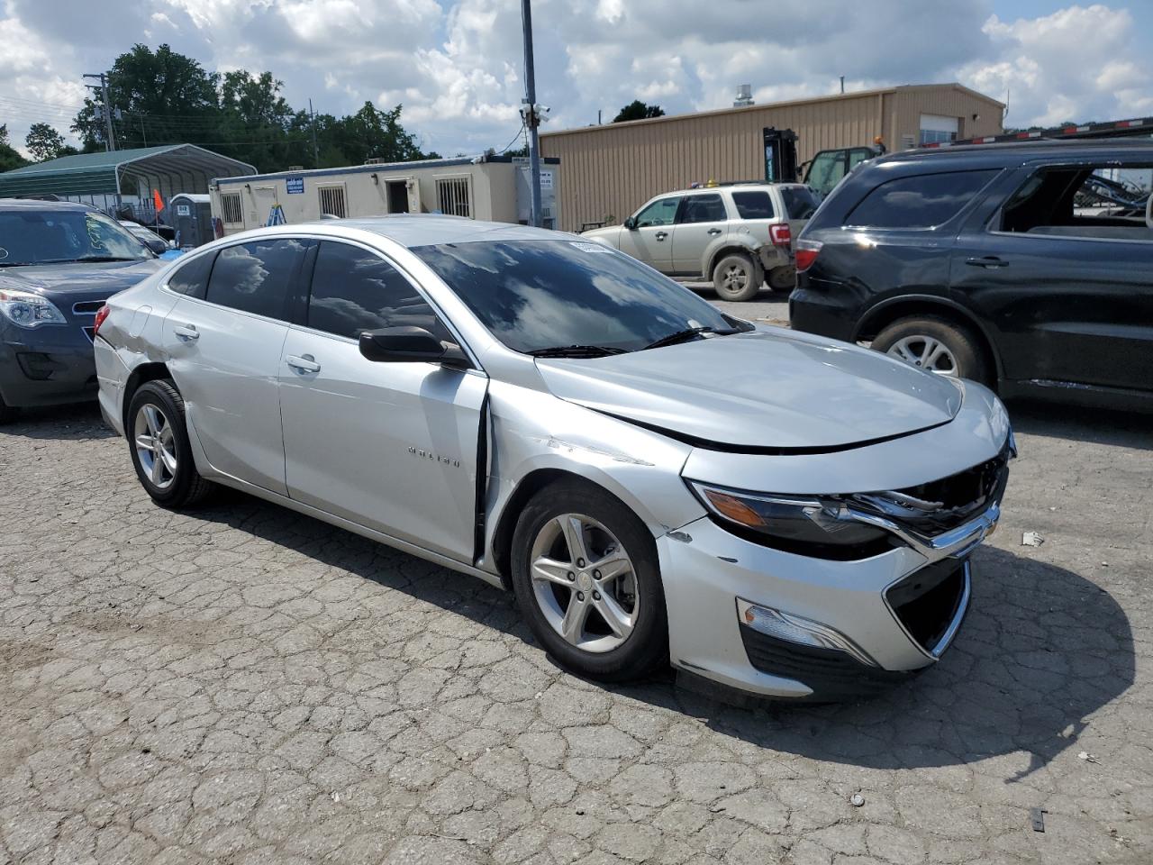 Photo 3 VIN: 1G1ZB5ST0LF149864 - CHEVROLET MALIBU 