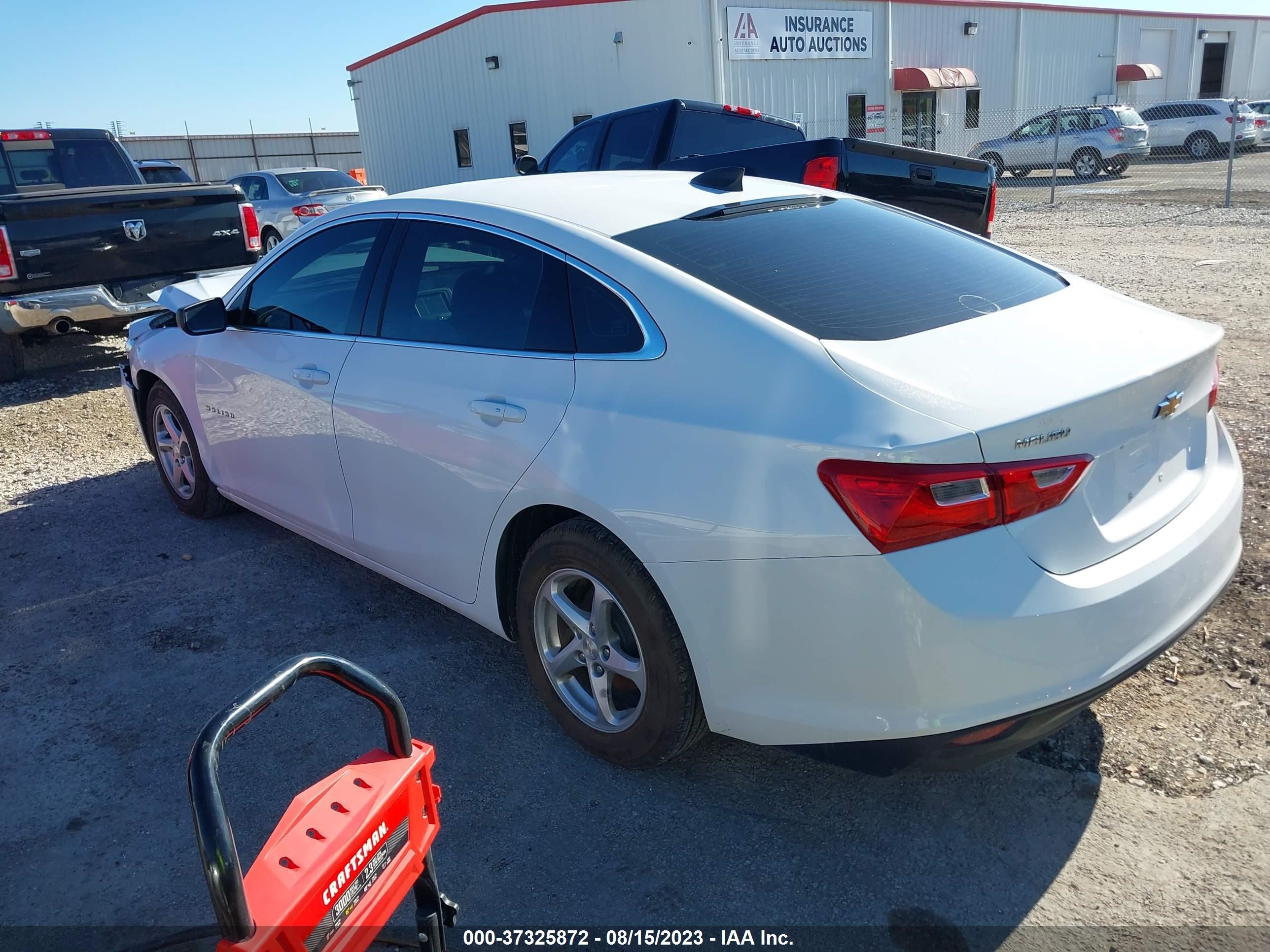 Photo 2 VIN: 1G1ZB5ST1JF268178 - CHEVROLET MALIBU 