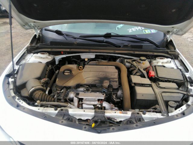 Photo 9 VIN: 1G1ZB5ST1JF274255 - CHEVROLET MALIBU 