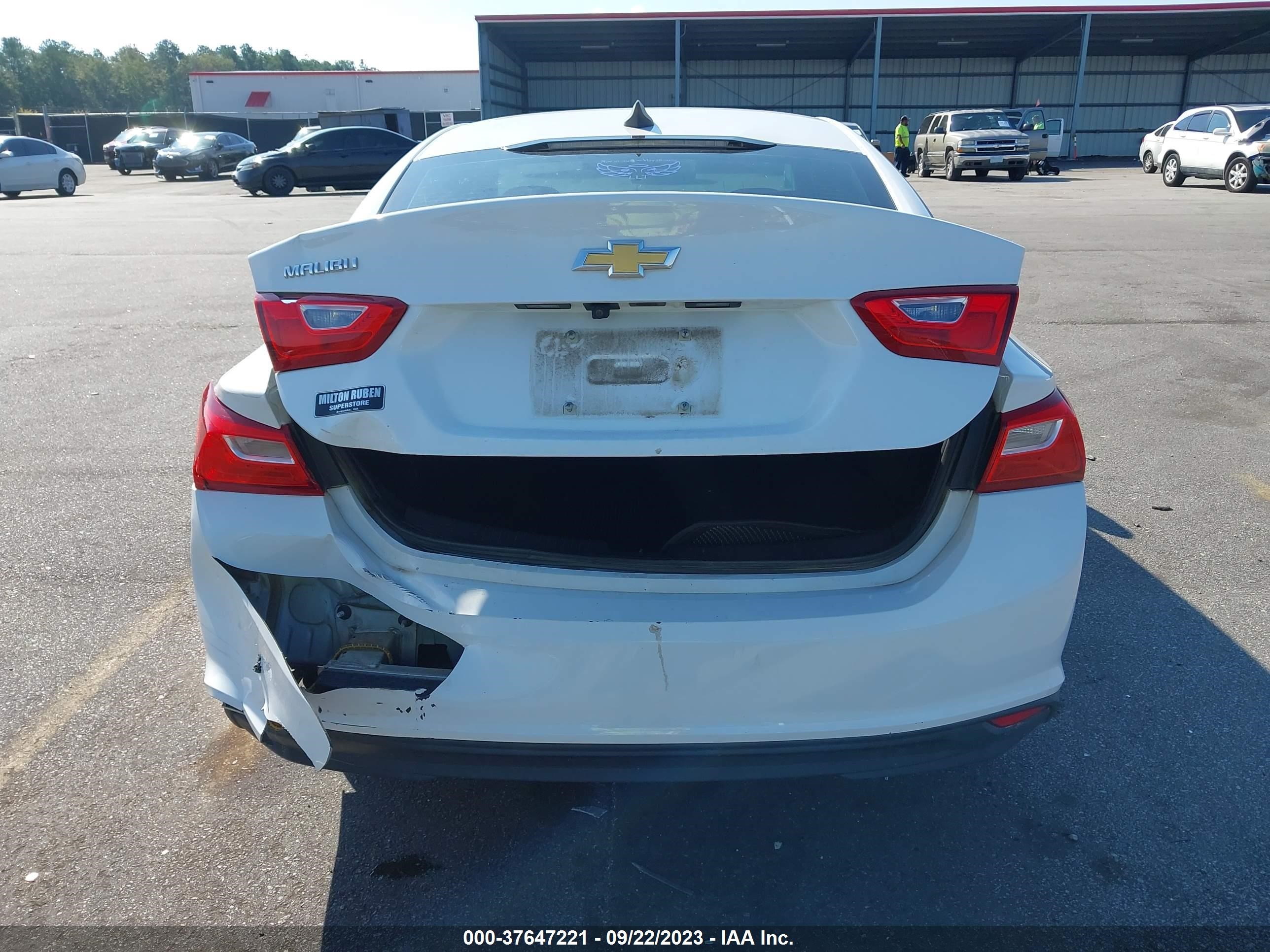 Photo 15 VIN: 1G1ZB5ST1KF224831 - CHEVROLET MALIBU 