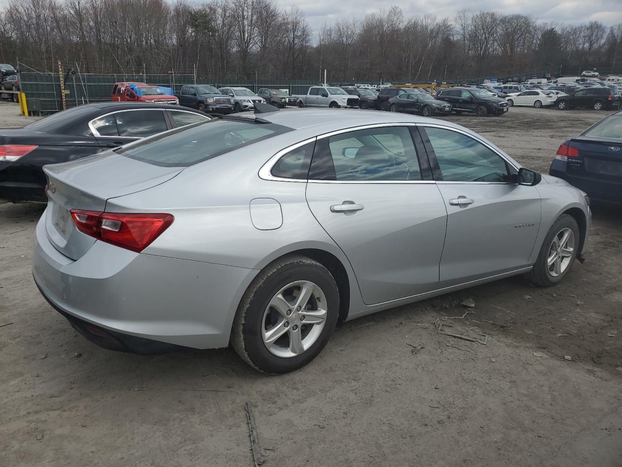 Photo 2 VIN: 1G1ZB5ST1LF153146 - CHEVROLET MALIBU 