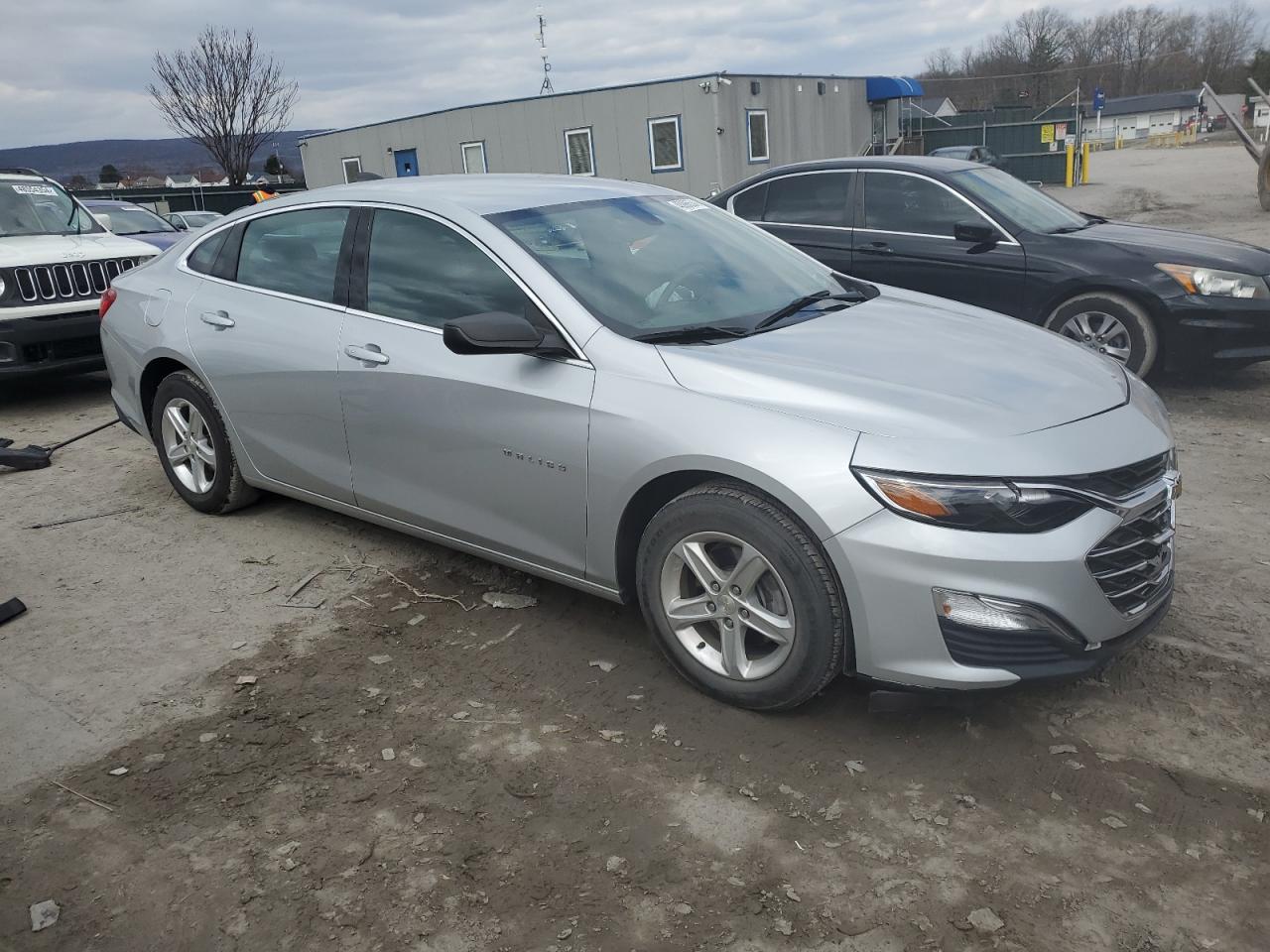 Photo 3 VIN: 1G1ZB5ST1LF153146 - CHEVROLET MALIBU 