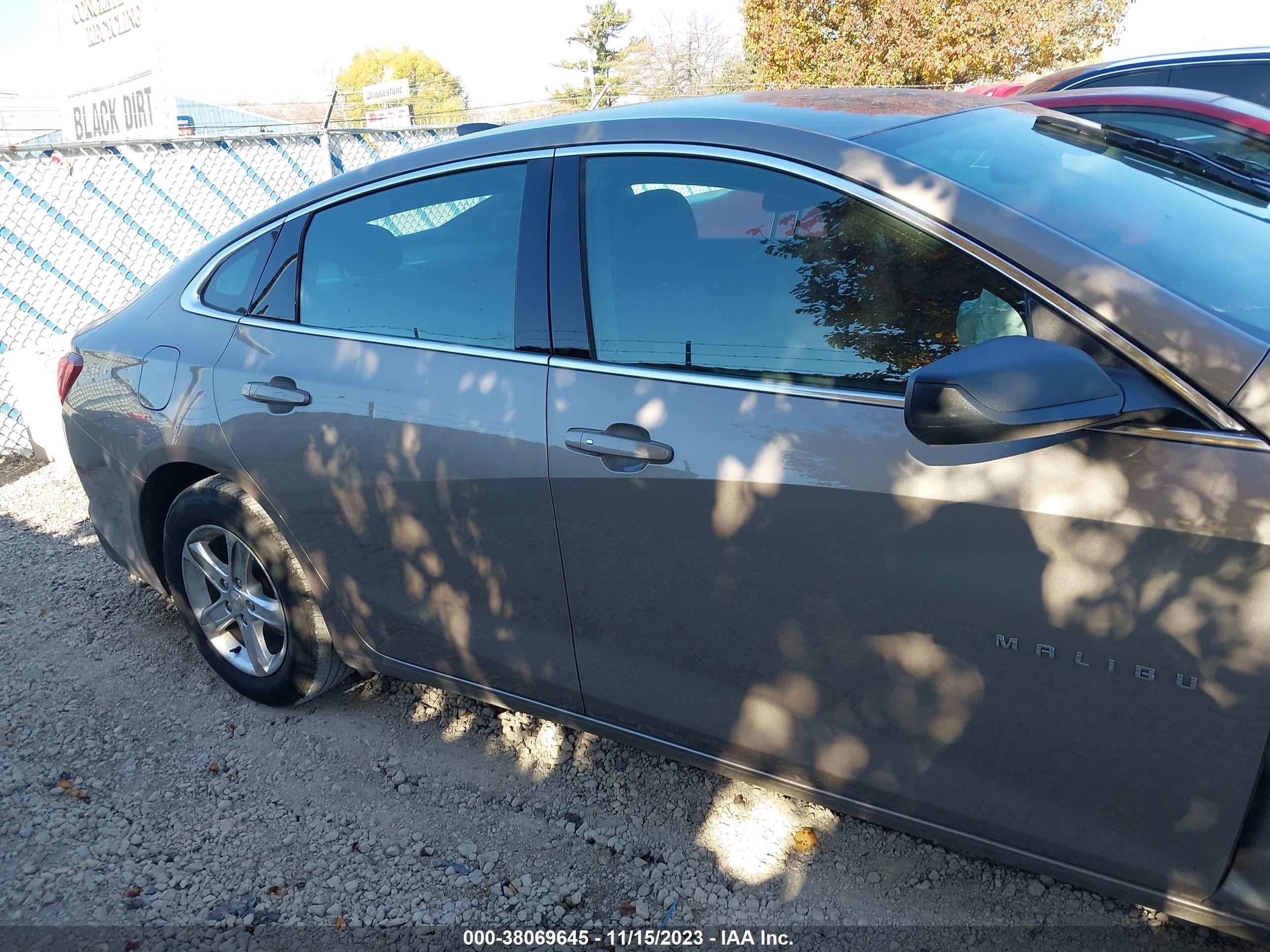 Photo 12 VIN: 1G1ZB5ST1NF209086 - CHEVROLET MALIBU 