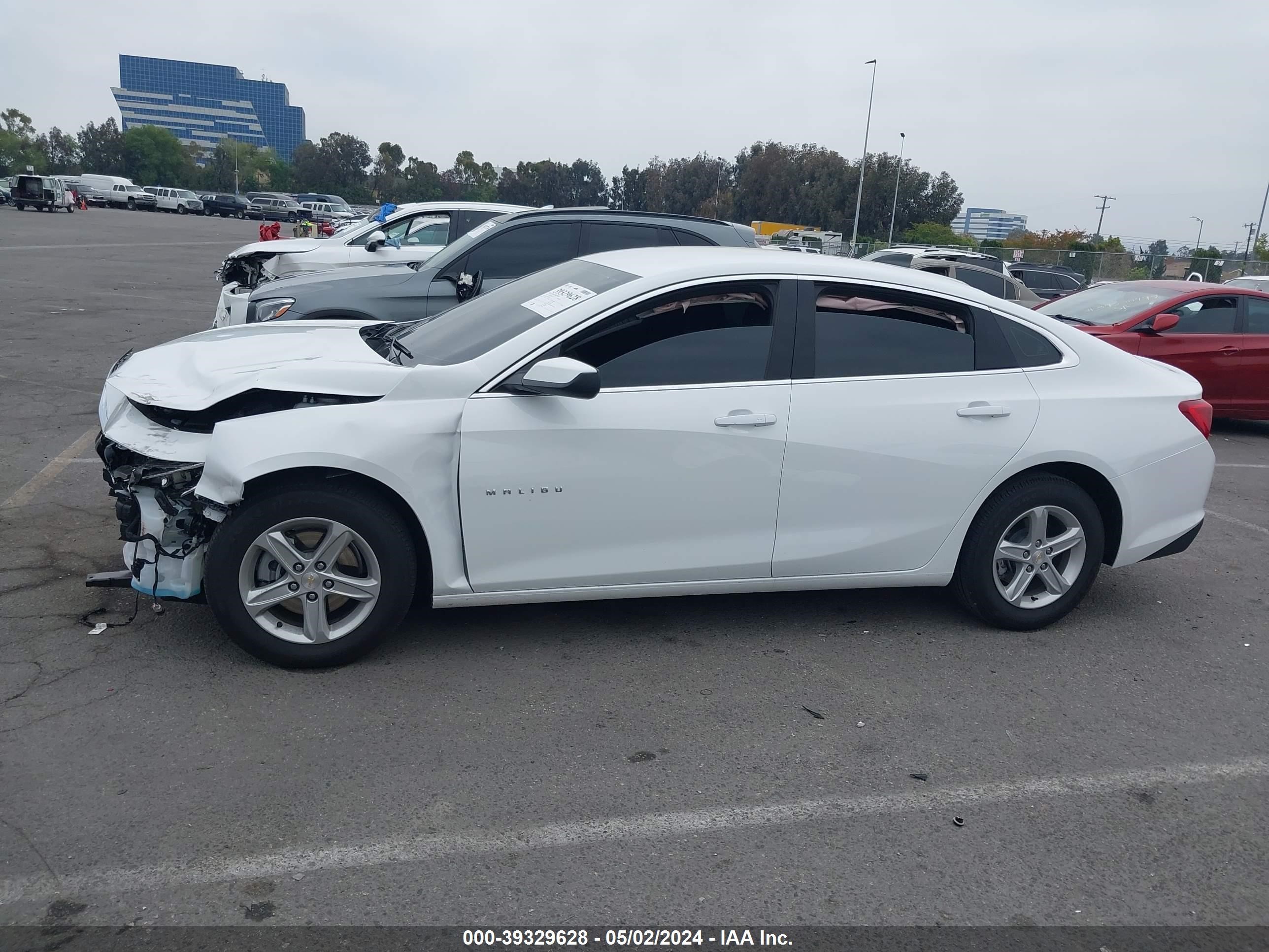 Photo 14 VIN: 1G1ZB5ST1RF150014 - CHEVROLET MALIBU 