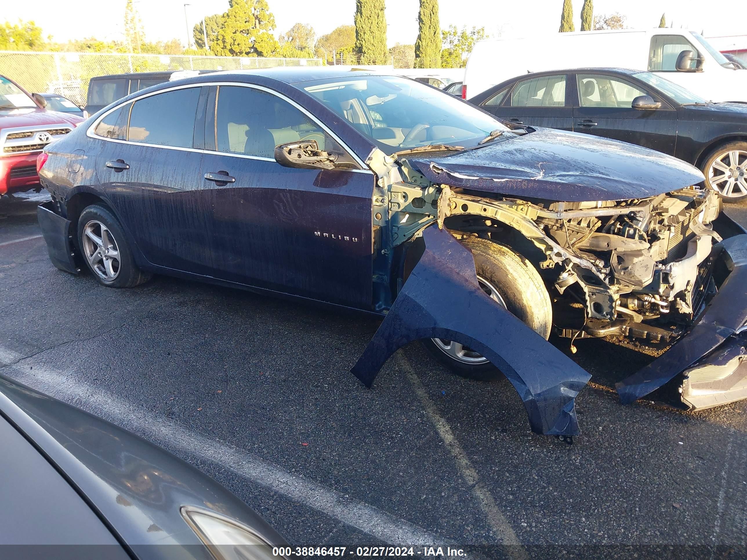 Photo 13 VIN: 1G1ZB5ST2JF225906 - CHEVROLET MALIBU 