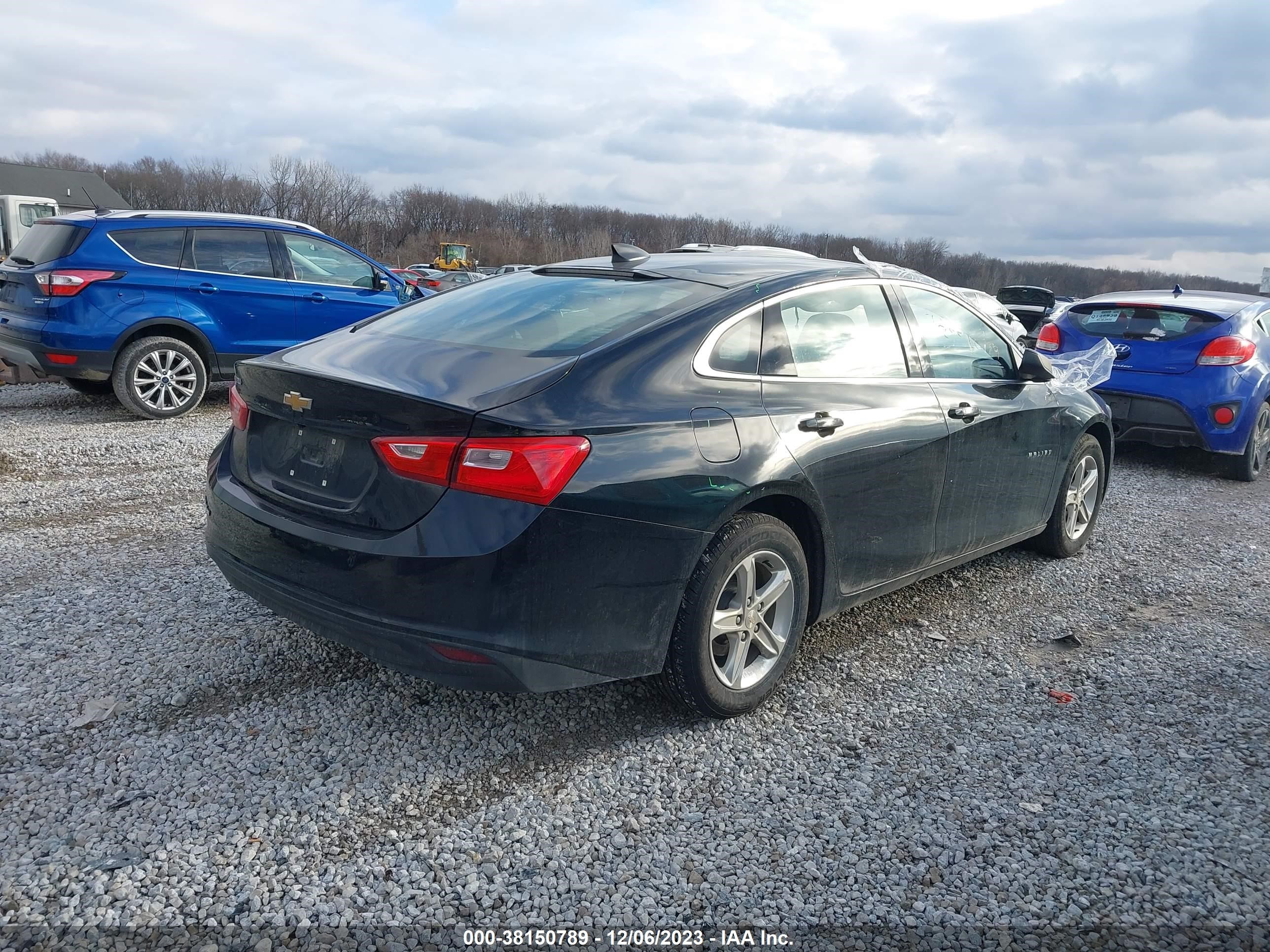 Photo 3 VIN: 1G1ZB5ST2LF156394 - CHEVROLET MALIBU 