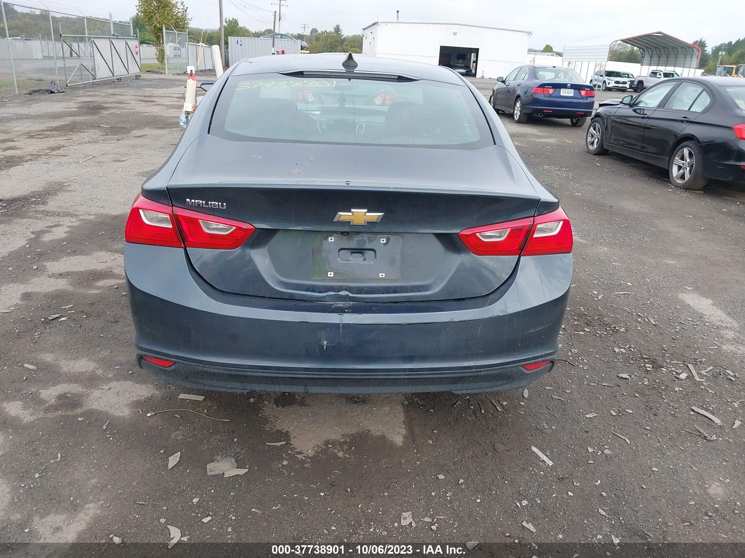 Photo 15 VIN: 1G1ZB5ST3KF119448 - CHEVROLET MALIBU 