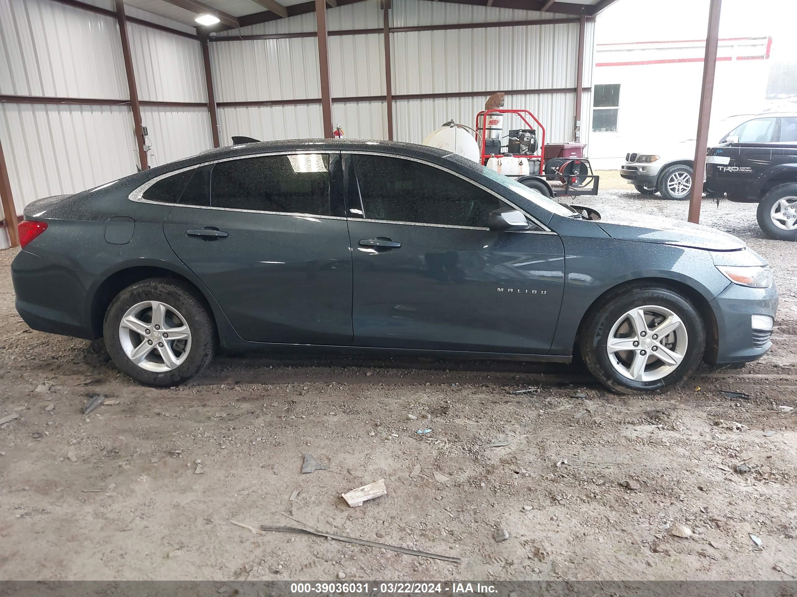 Photo 12 VIN: 1G1ZB5ST3LF014345 - CHEVROLET MALIBU 