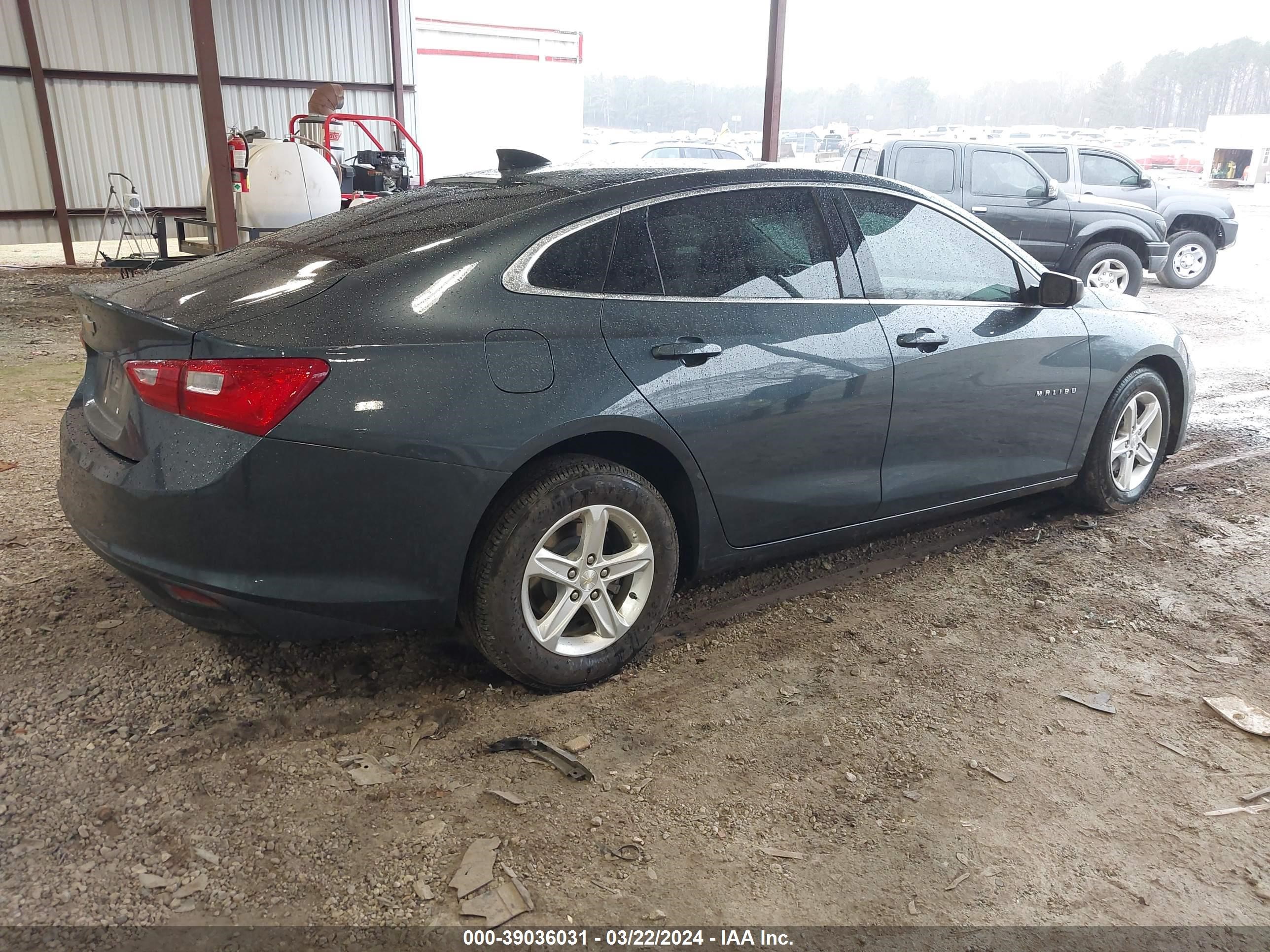 Photo 3 VIN: 1G1ZB5ST3LF014345 - CHEVROLET MALIBU 