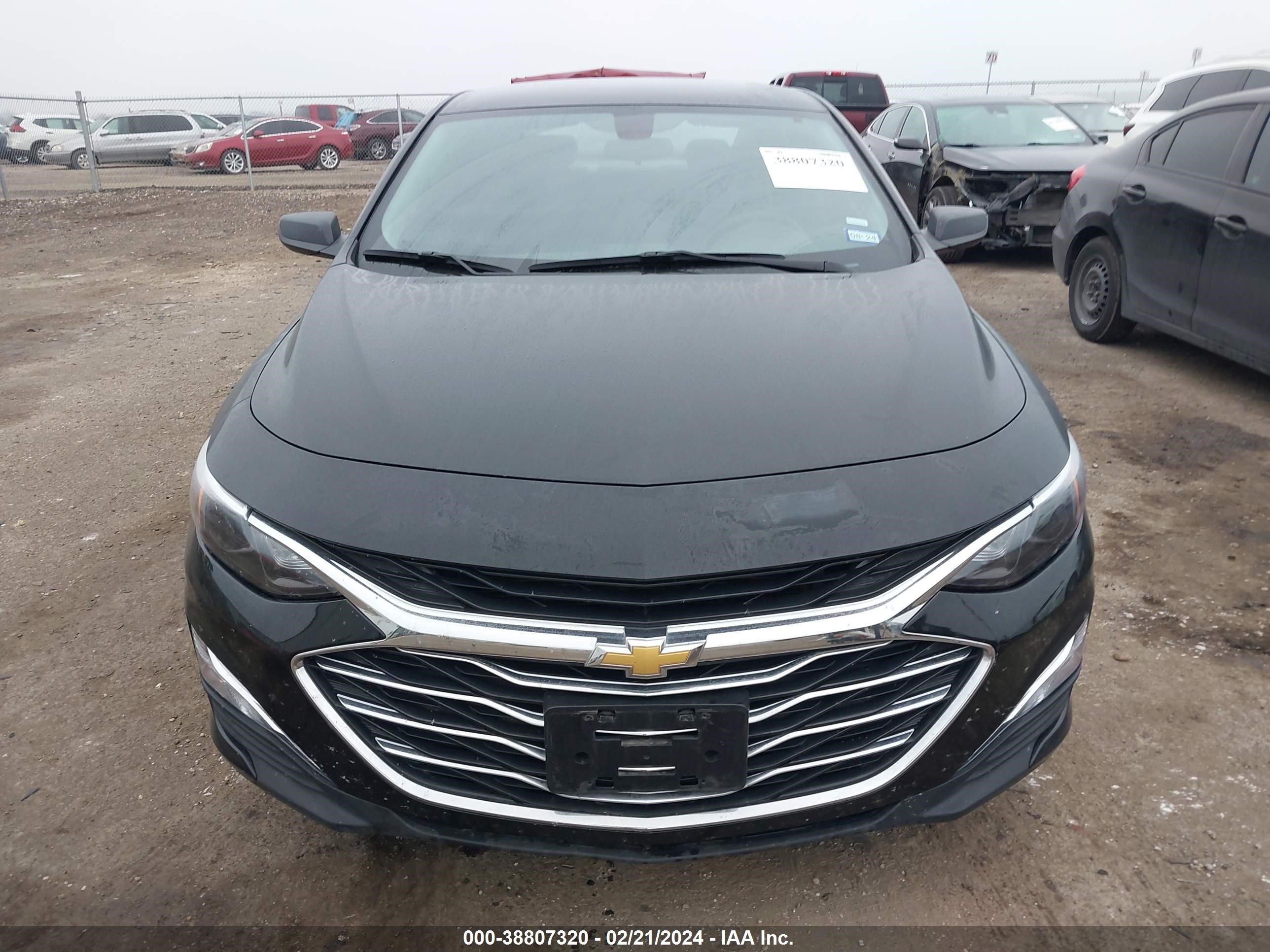 Photo 11 VIN: 1G1ZB5ST3NF186555 - CHEVROLET MALIBU LS 