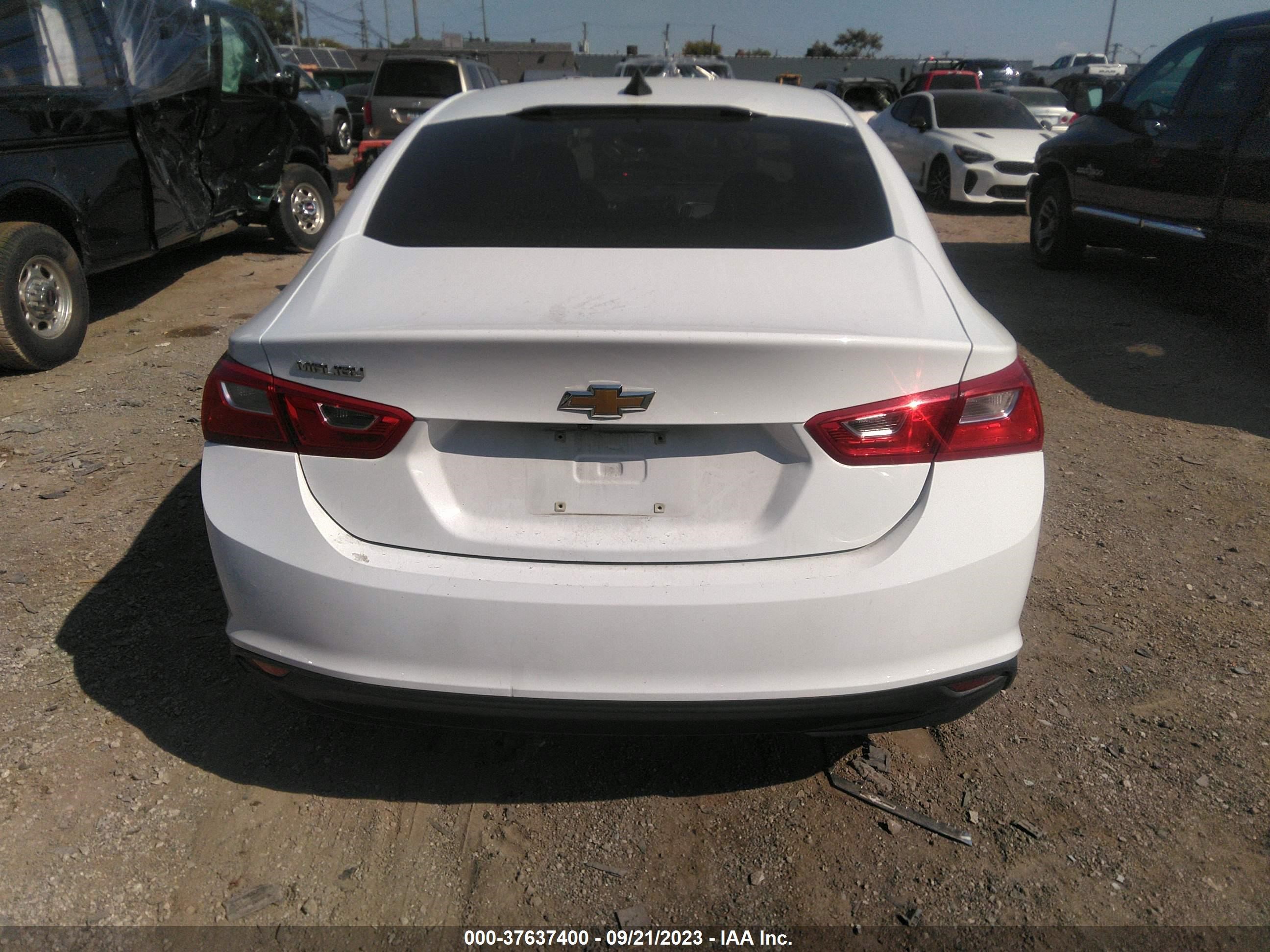 Photo 15 VIN: 1G1ZB5ST4HF268136 - CHEVROLET MALIBU 