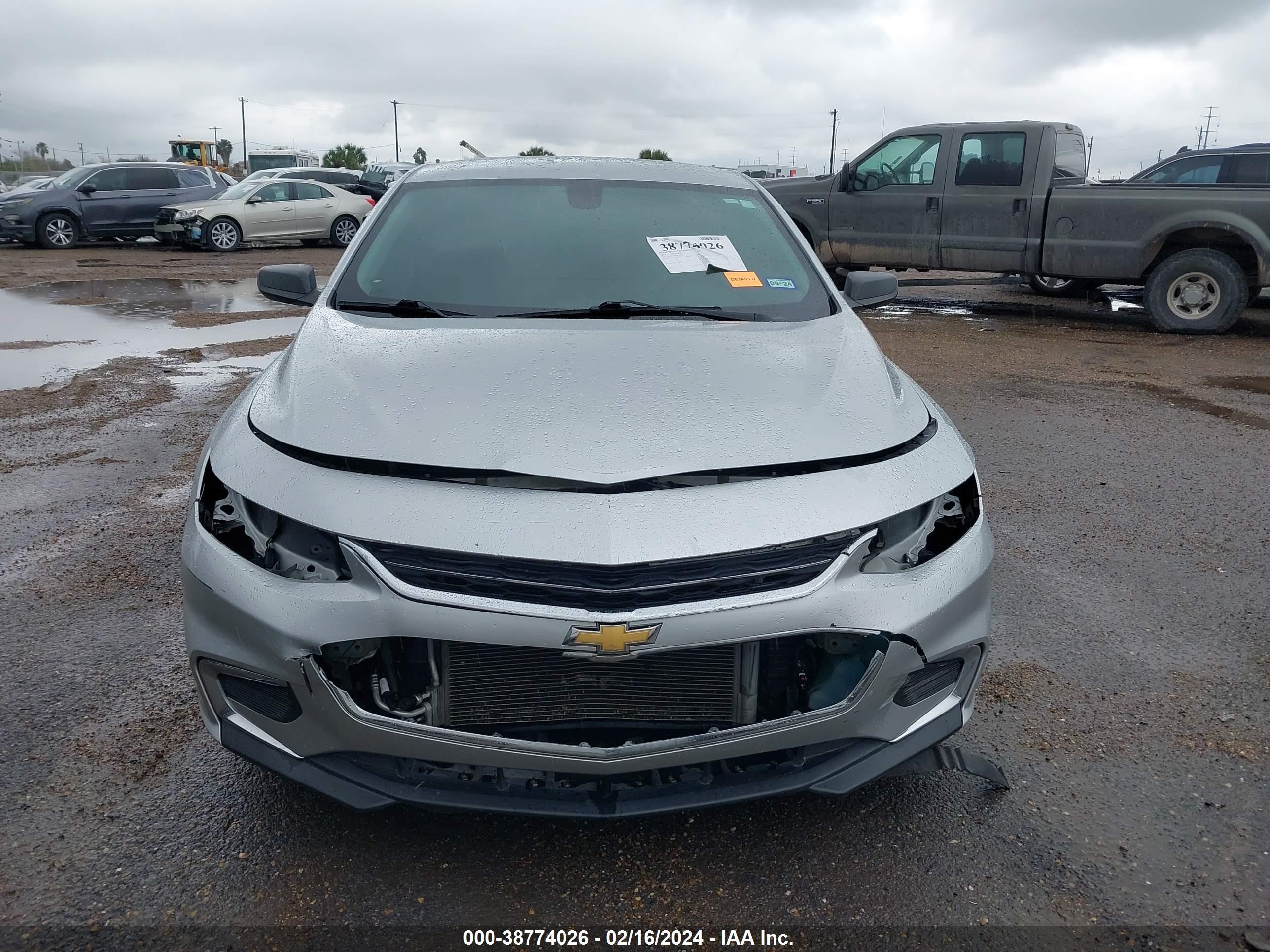 Photo 12 VIN: 1G1ZB5ST4JF170004 - CHEVROLET MALIBU 