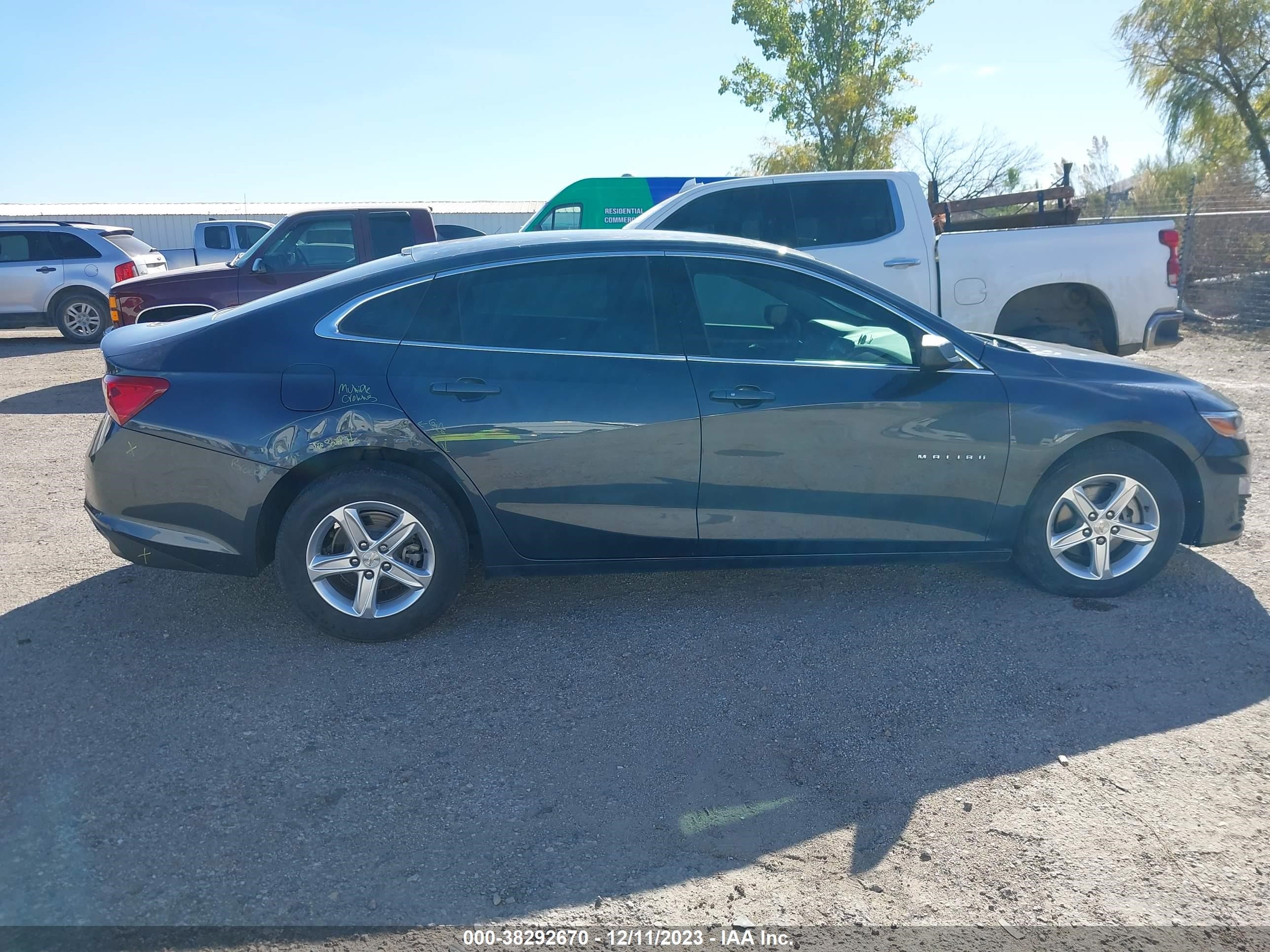 Photo 13 VIN: 1G1ZB5ST4MF046027 - CHEVROLET MALIBU 