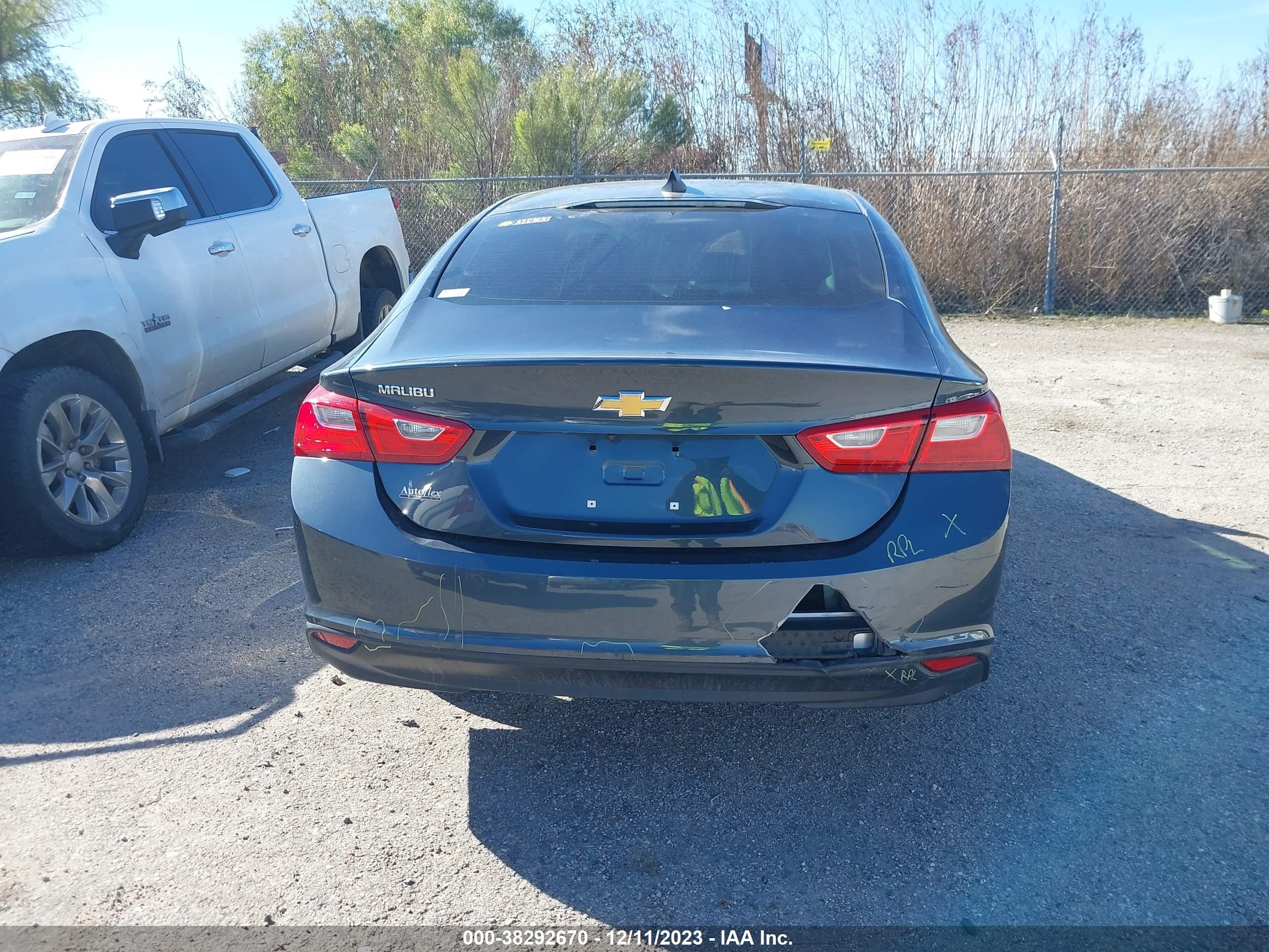 Photo 16 VIN: 1G1ZB5ST4MF046027 - CHEVROLET MALIBU 