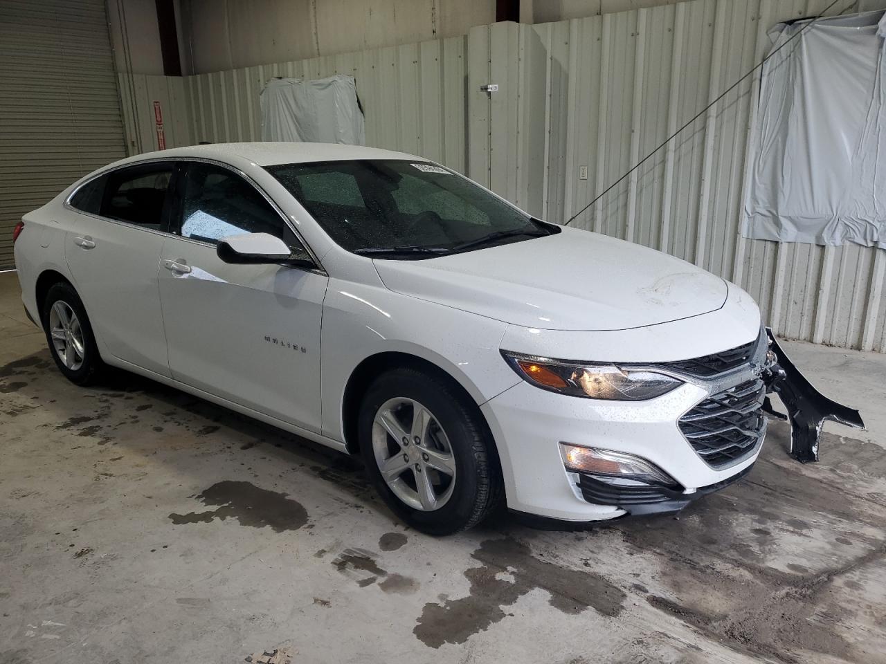 Photo 3 VIN: 1G1ZB5ST4RF145602 - CHEVROLET MALIBU 