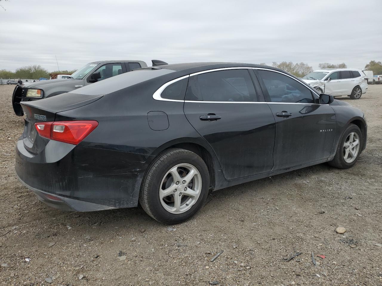 Photo 2 VIN: 1G1ZB5ST5HF181135 - CHEVROLET MALIBU 