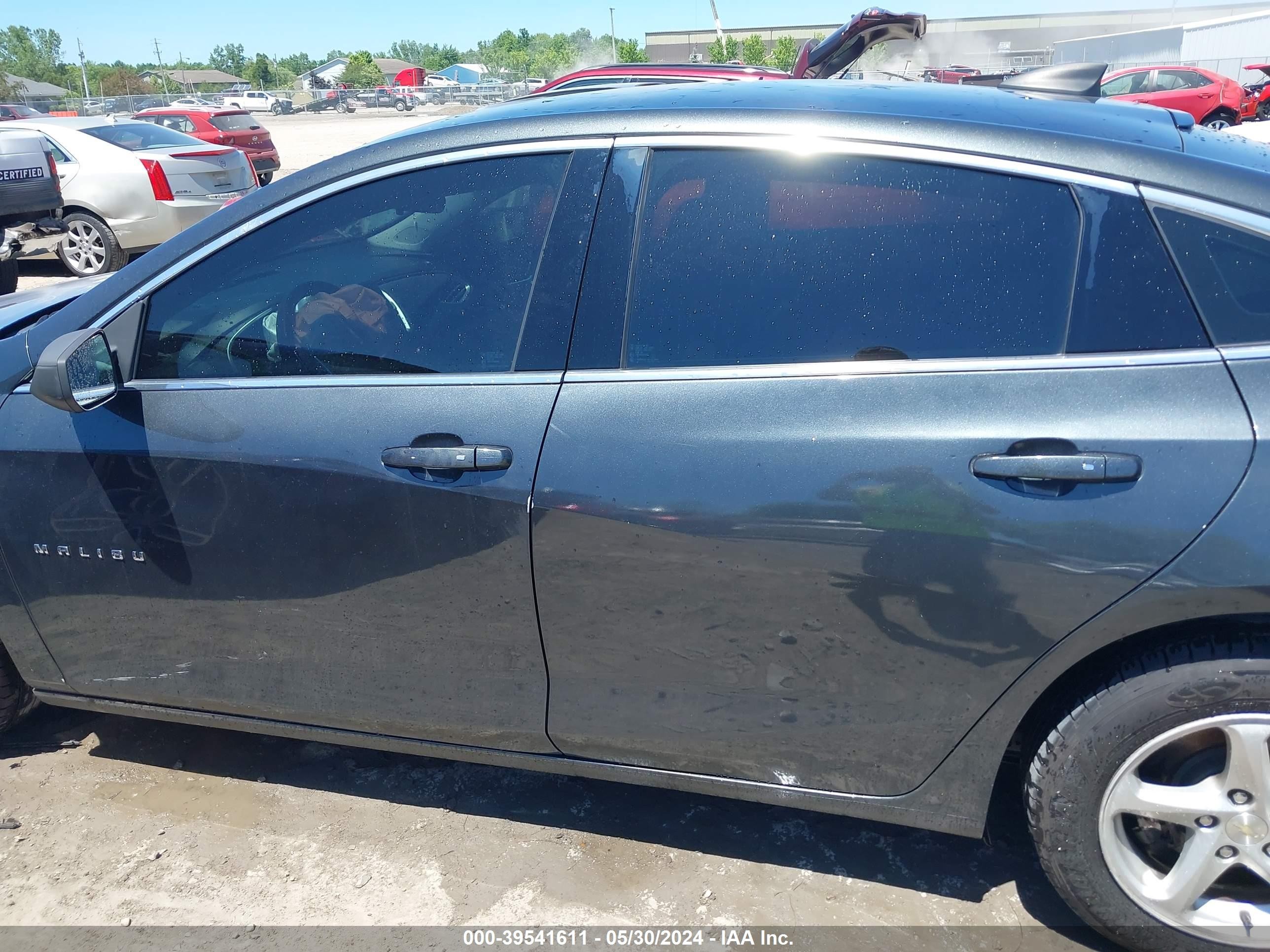 Photo 13 VIN: 1G1ZB5ST5JF223065 - CHEVROLET MALIBU 