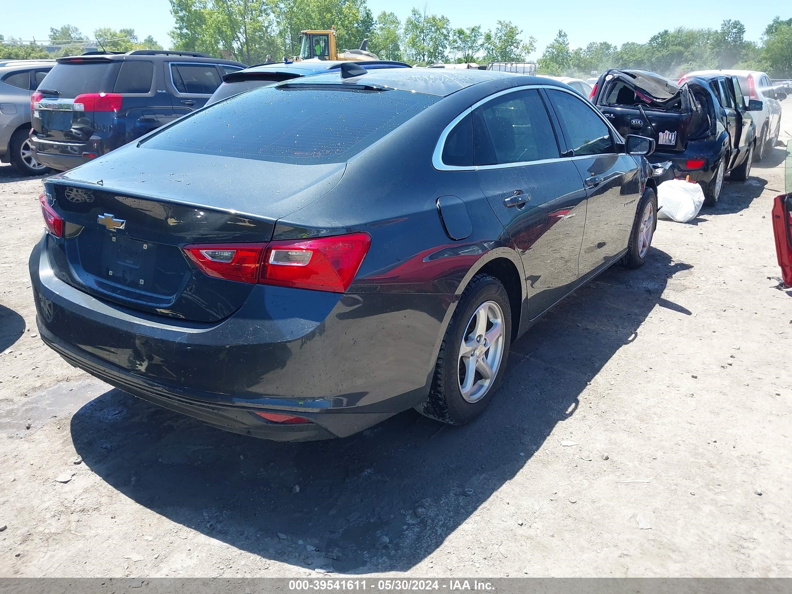 Photo 3 VIN: 1G1ZB5ST5JF223065 - CHEVROLET MALIBU 