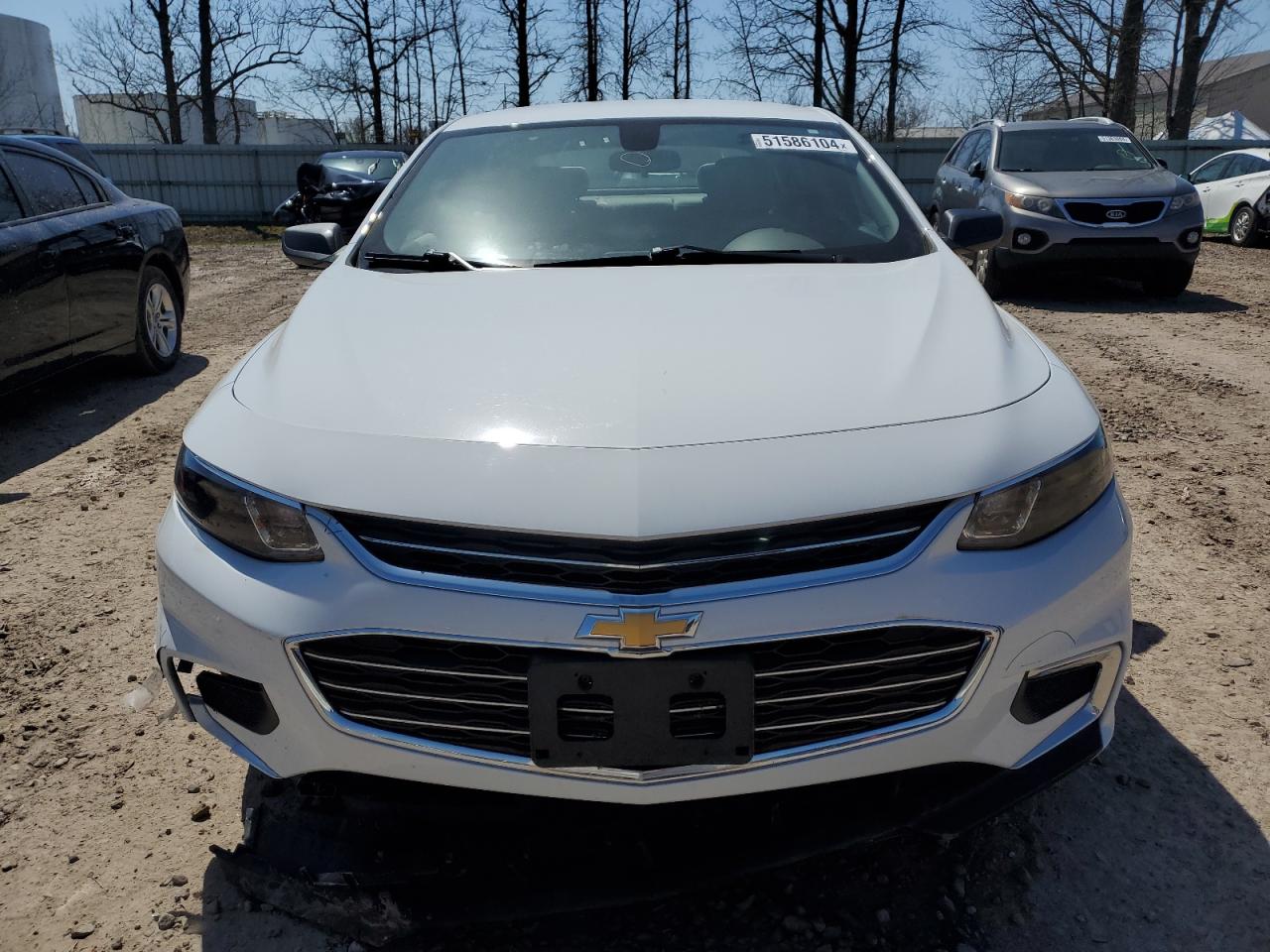 Photo 4 VIN: 1G1ZB5ST5JF230193 - CHEVROLET MALIBU 