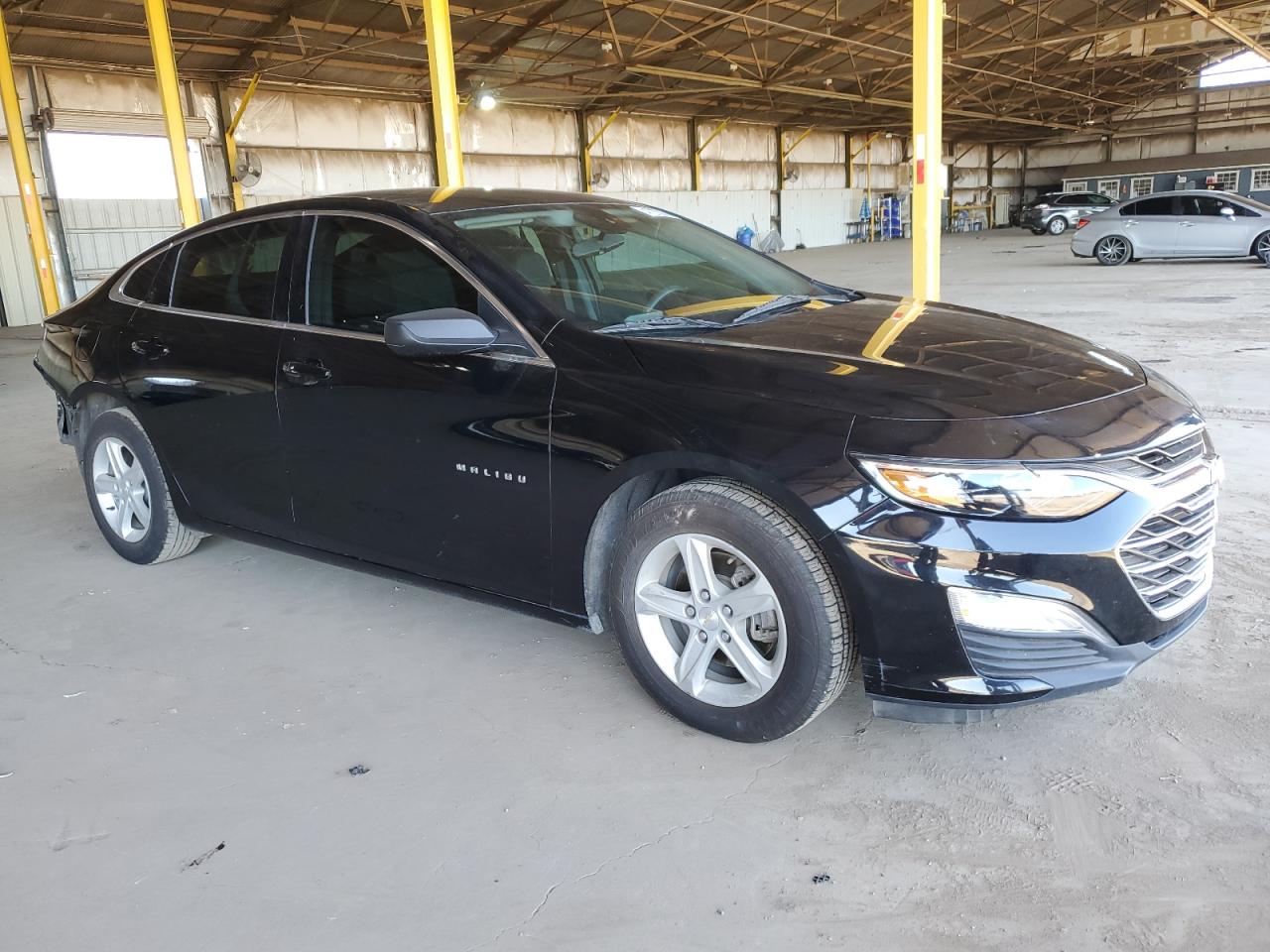 Photo 3 VIN: 1G1ZB5ST5LF114642 - CHEVROLET MALIBU 