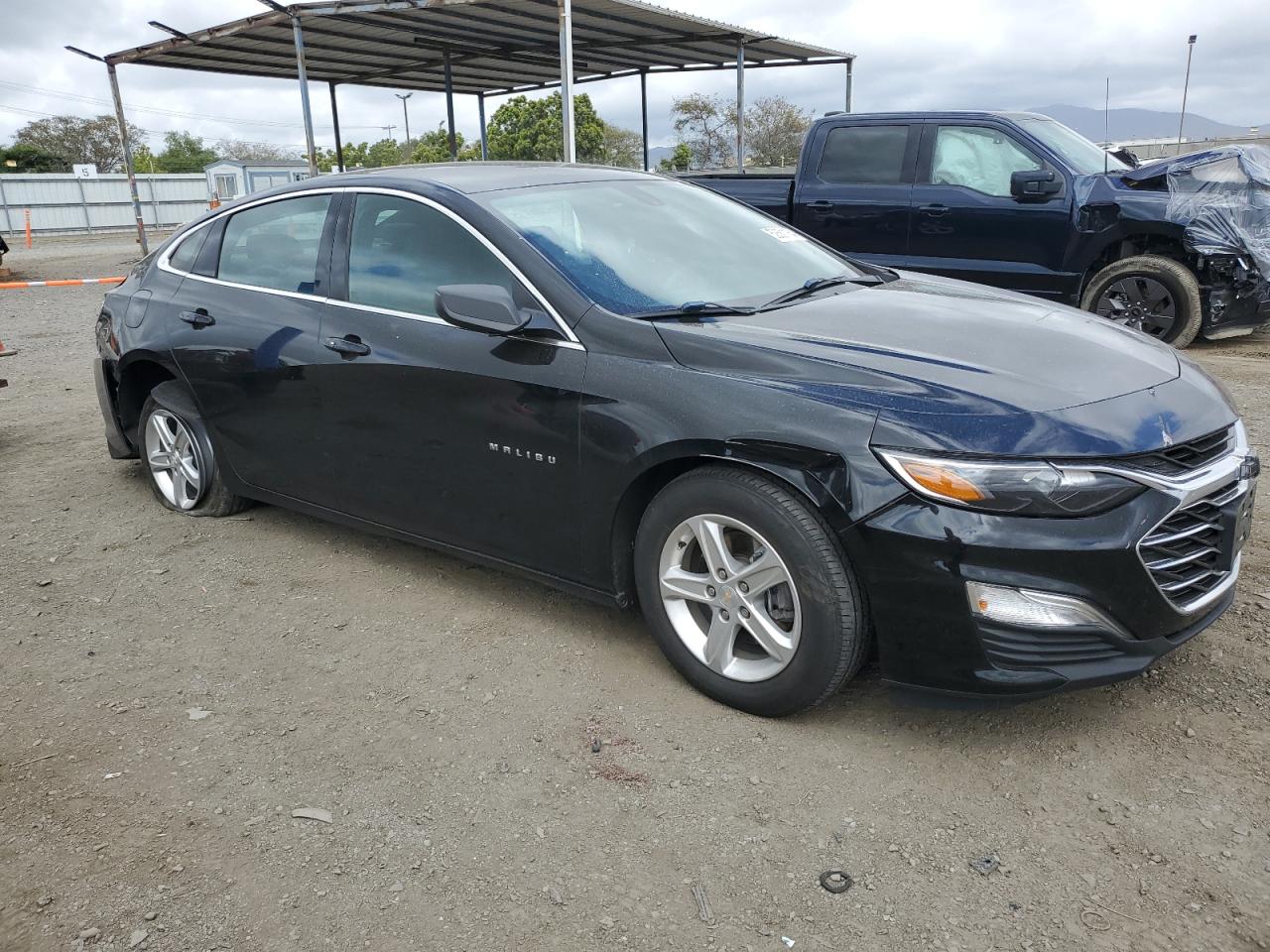 Photo 3 VIN: 1G1ZB5ST5NF205106 - CHEVROLET MALIBU 