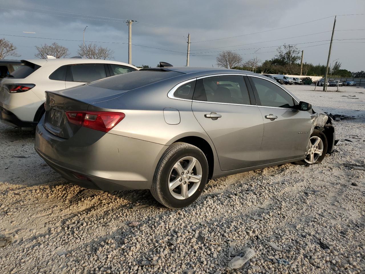 Photo 2 VIN: 1G1ZB5ST5RF118098 - CHEVROLET MALIBU 