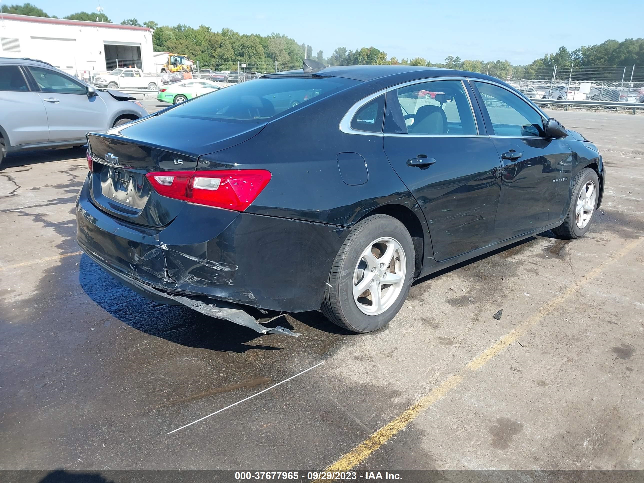 Photo 3 VIN: 1G1ZB5ST7GF356726 - CHEVROLET MALIBU 