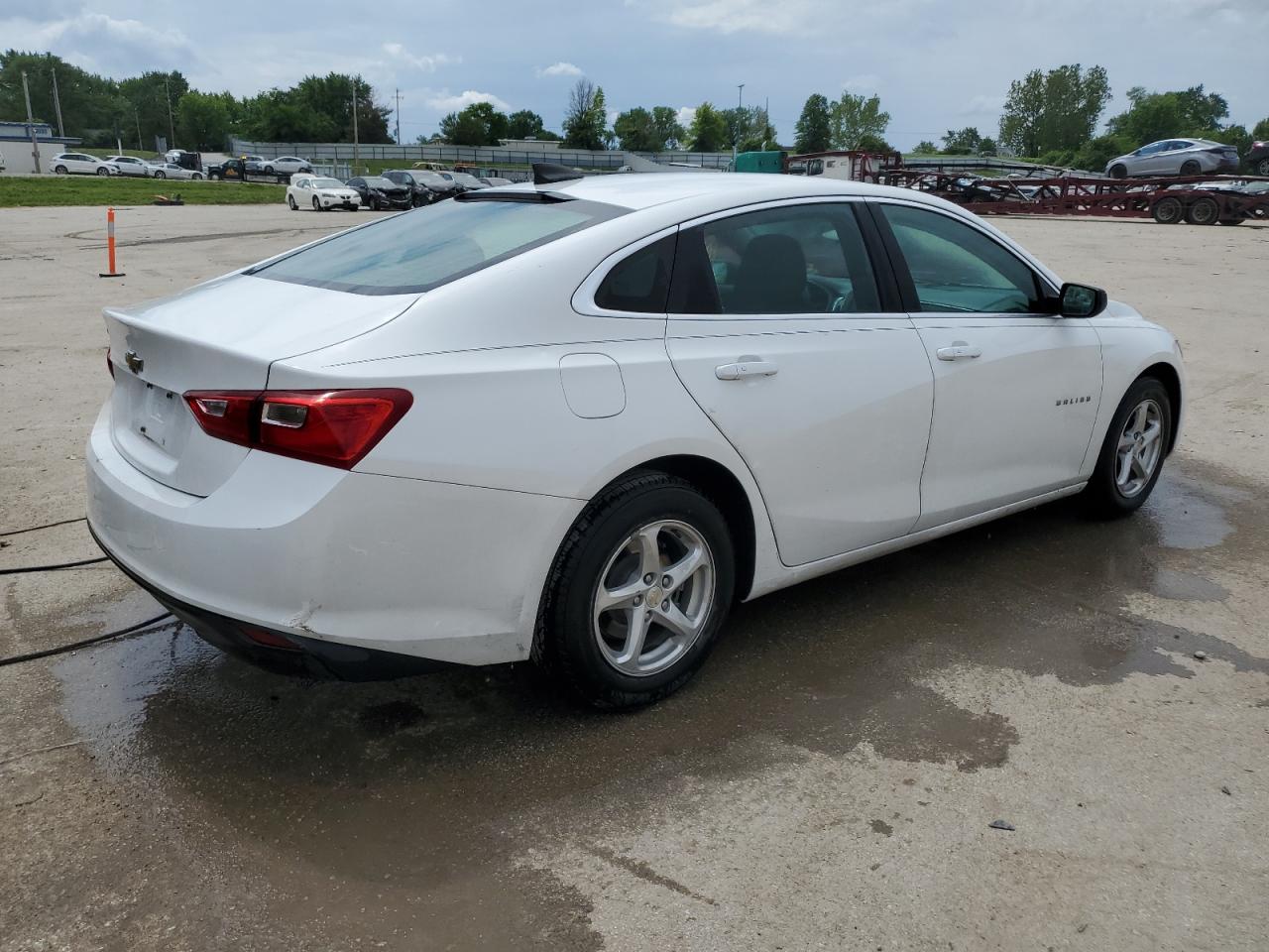 Photo 2 VIN: 1G1ZB5ST7JF187315 - CHEVROLET MALIBU 