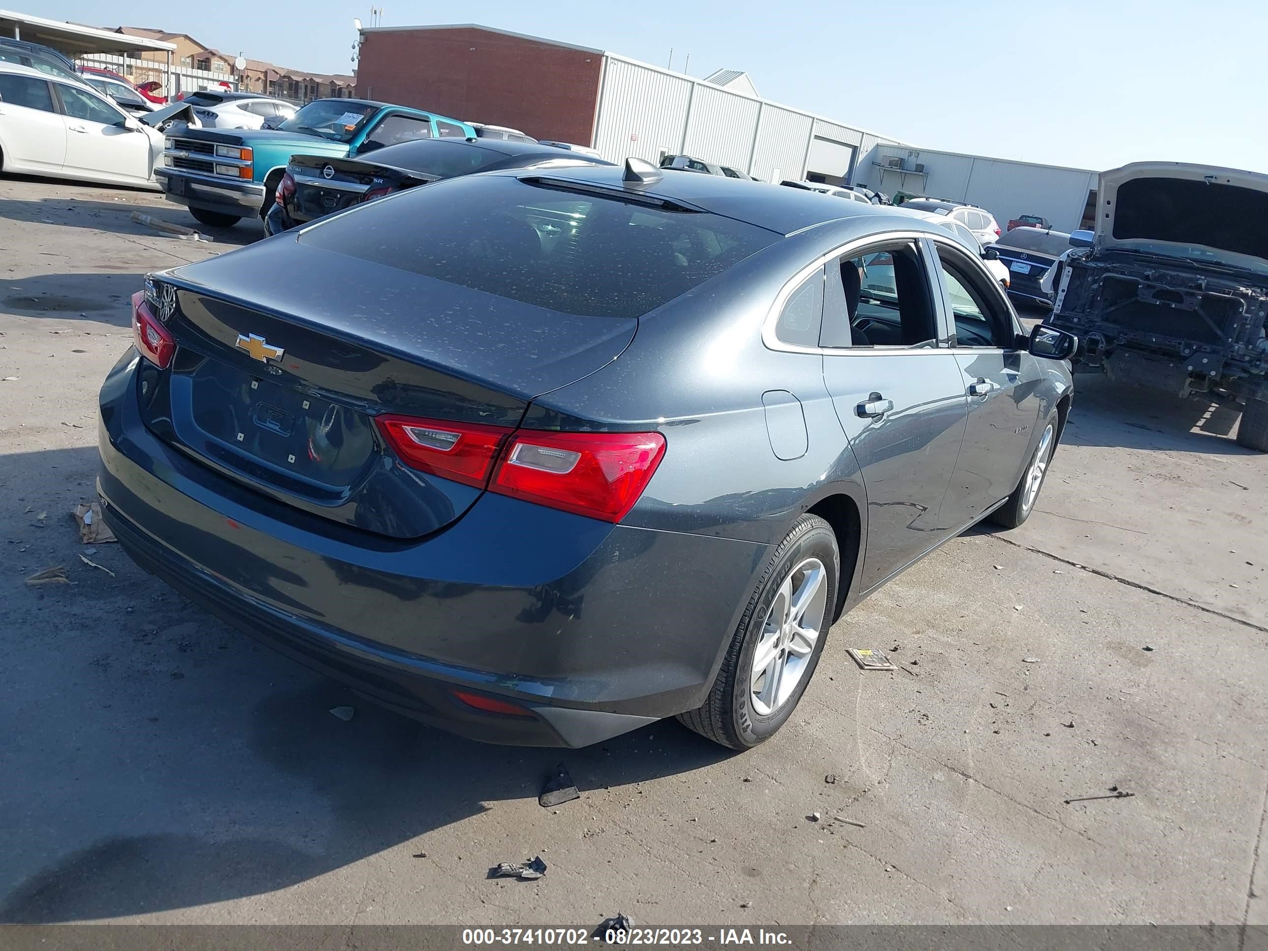 Photo 3 VIN: 1G1ZB5ST7KF206706 - CHEVROLET MALIBU 