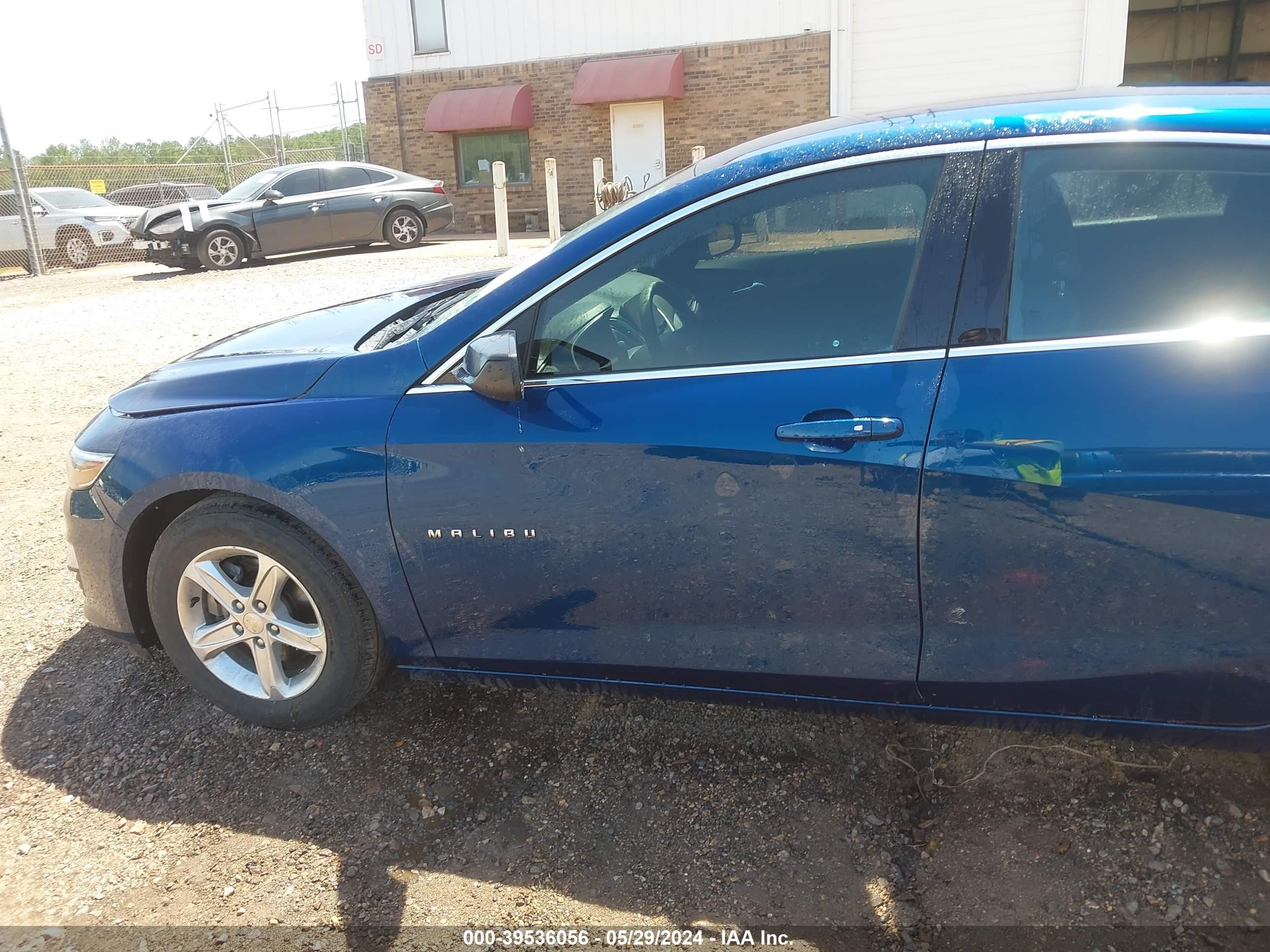 Photo 12 VIN: 1G1ZB5ST7KF215034 - CHEVROLET MALIBU 