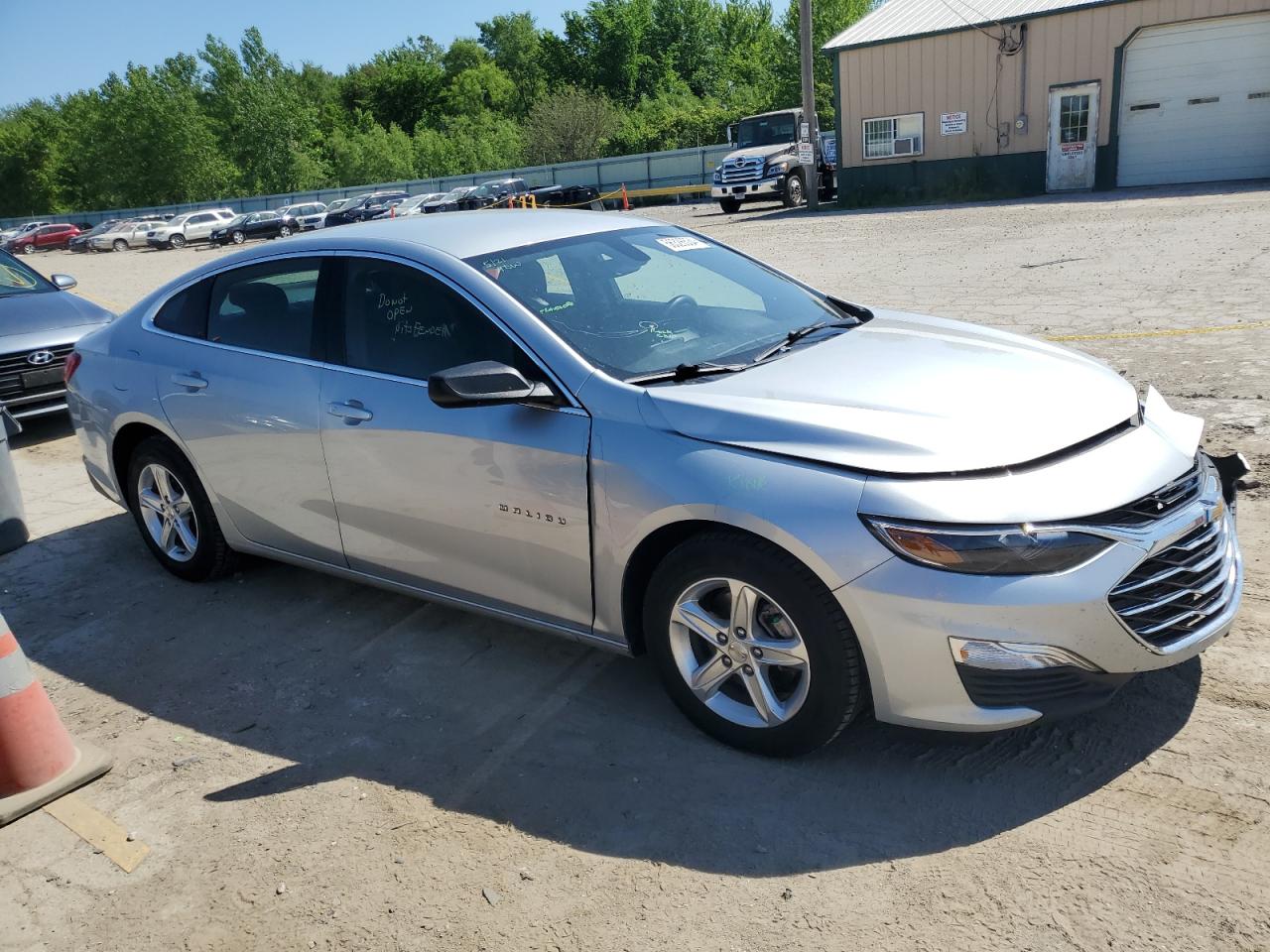 Photo 3 VIN: 1G1ZB5ST7MF047544 - CHEVROLET MALIBU 