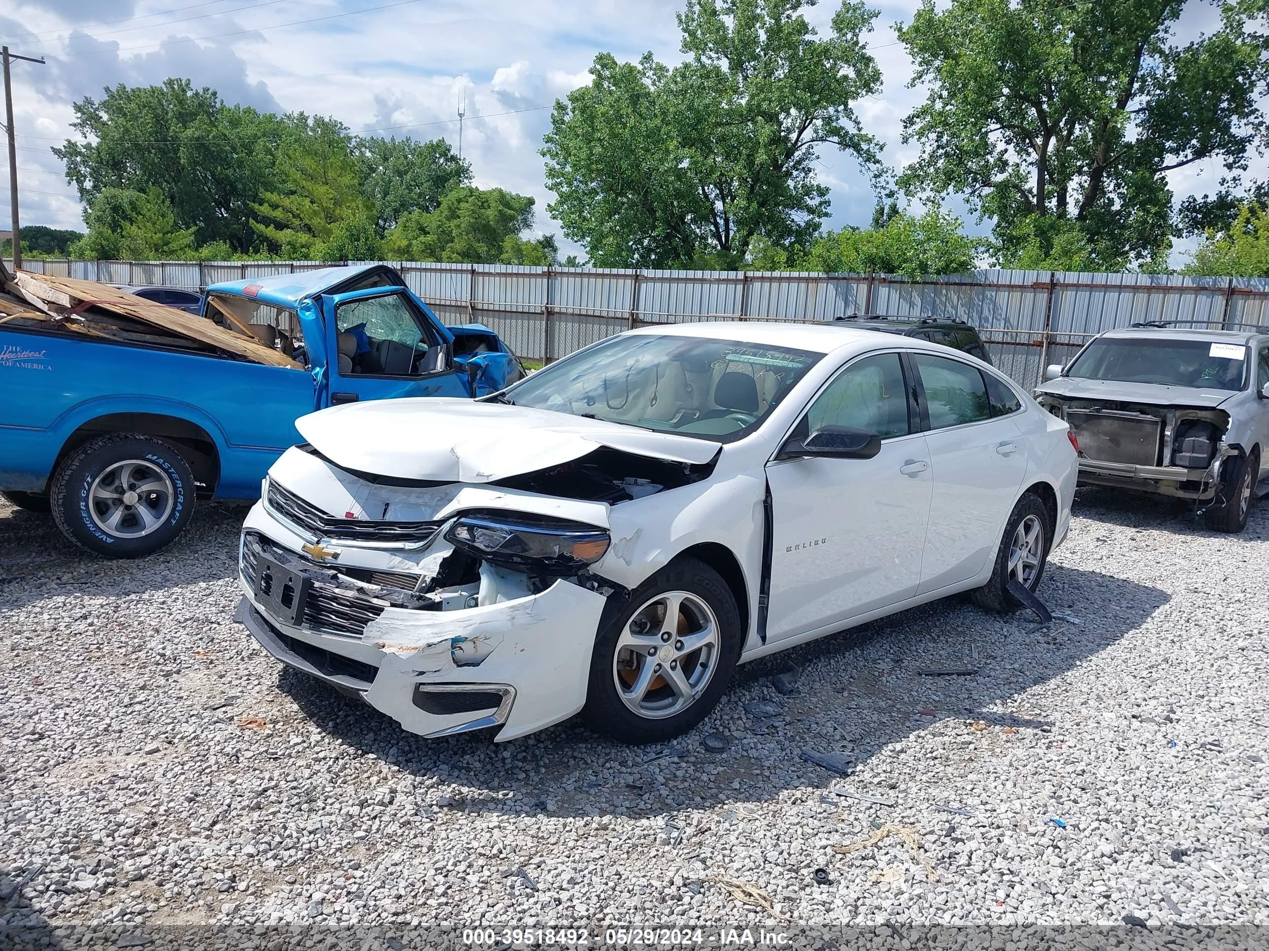 Photo 1 VIN: 1G1ZB5ST8JF286810 - CHEVROLET MALIBU 