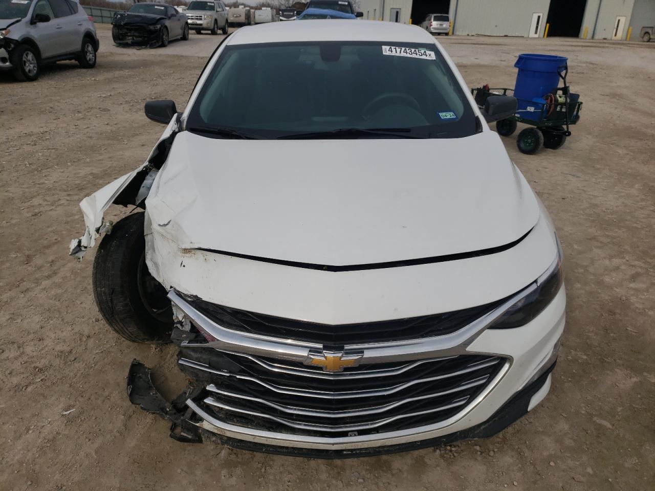 Photo 4 VIN: 1G1ZB5ST8LF136702 - CHEVROLET MALIBU 