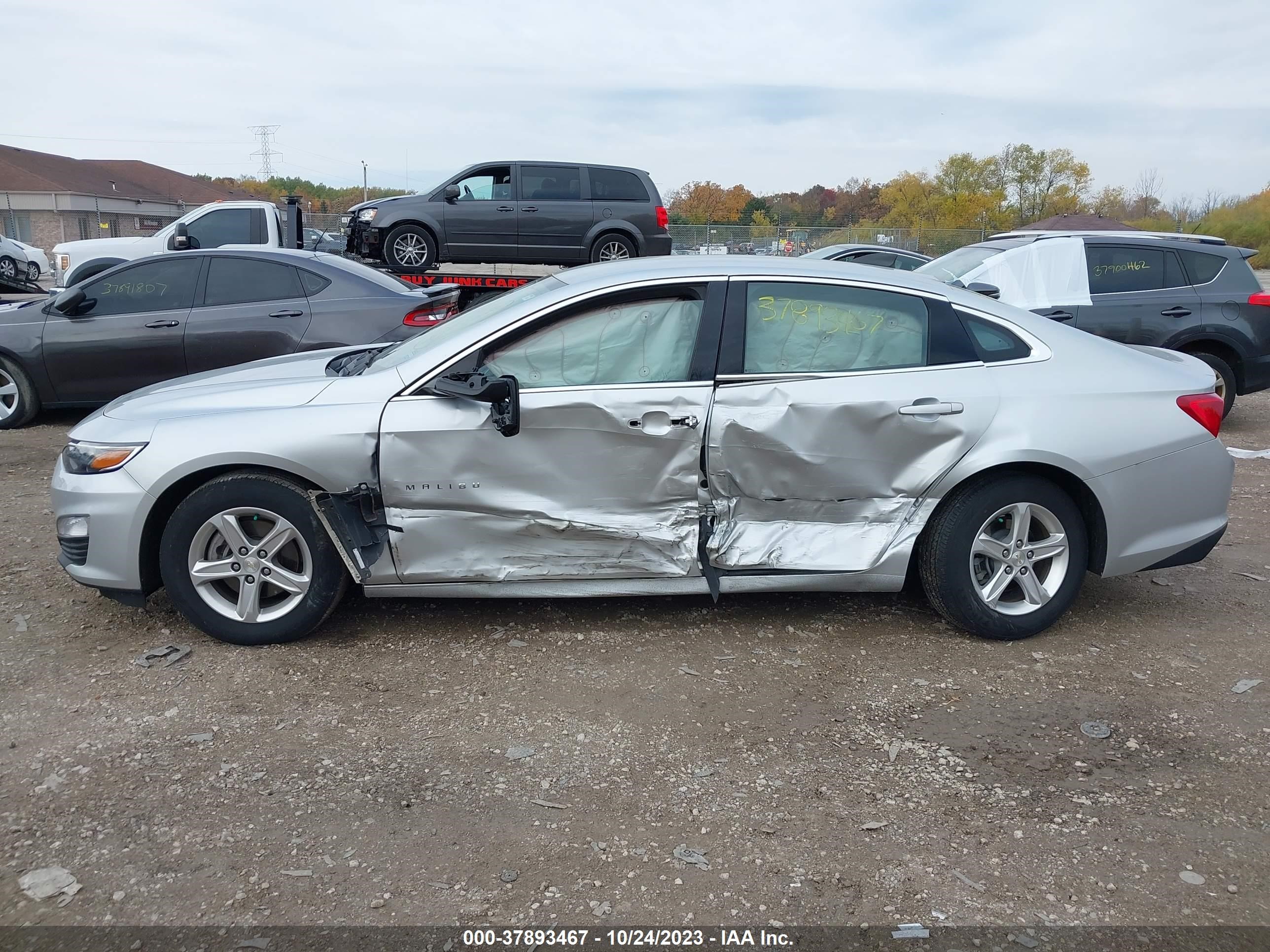 Photo 14 VIN: 1G1ZB5ST9LF124185 - CHEVROLET MALIBU 