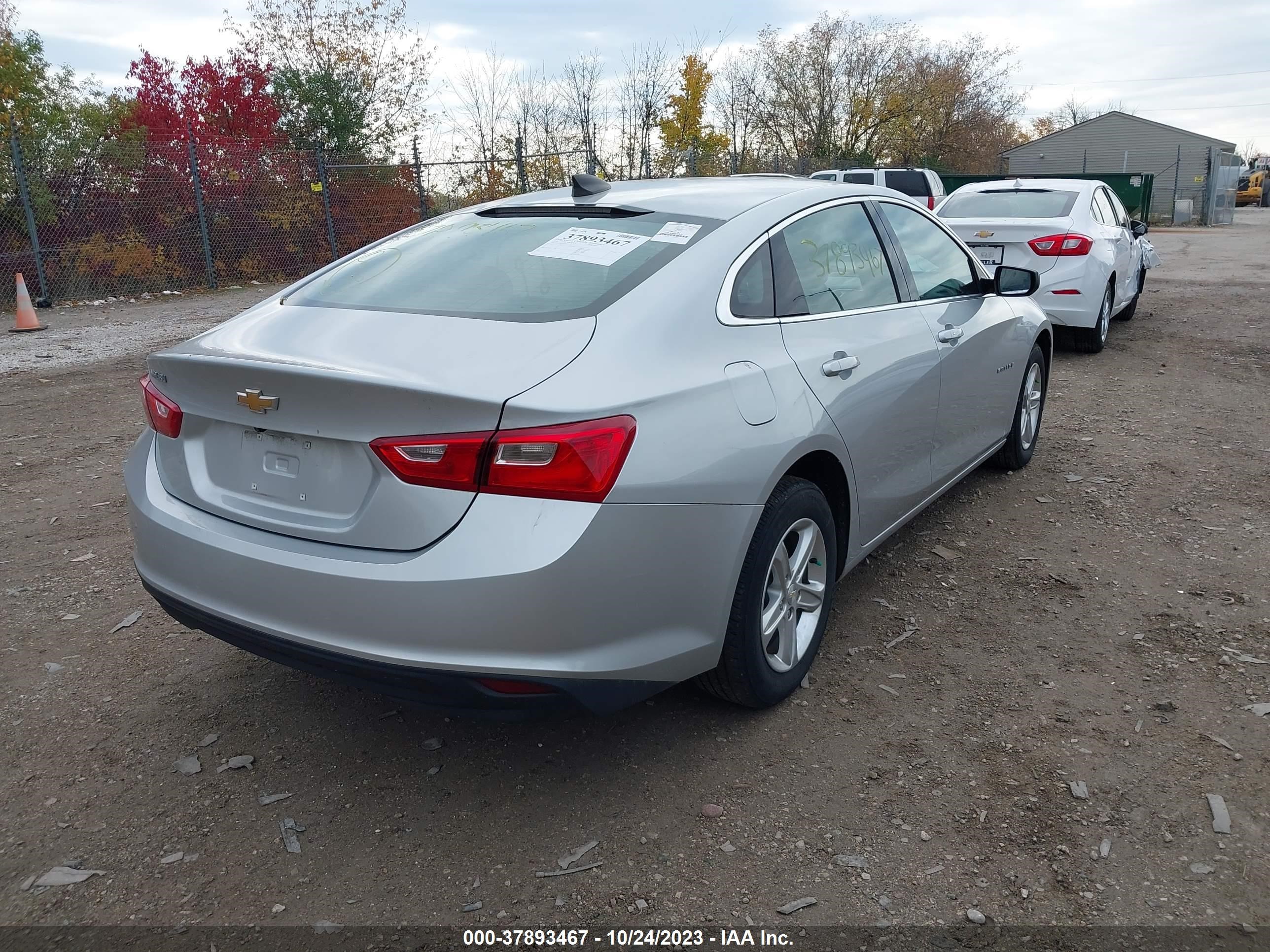 Photo 3 VIN: 1G1ZB5ST9LF124185 - CHEVROLET MALIBU 