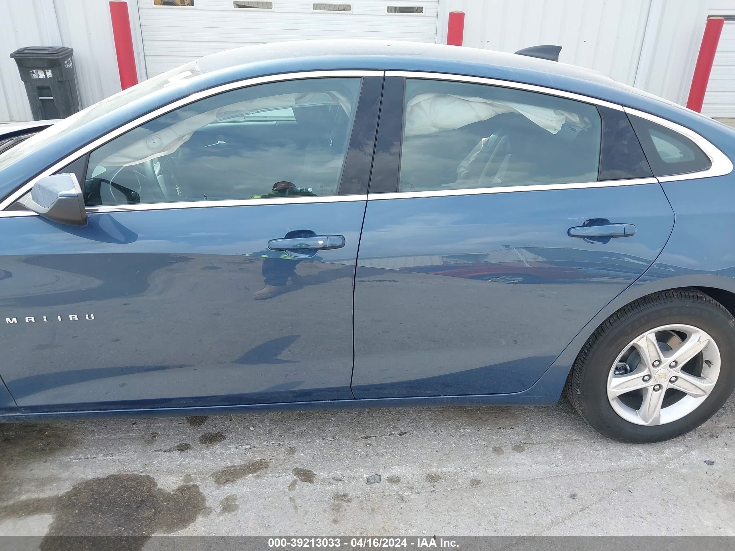 Photo 13 VIN: 1G1ZB5ST9RF136202 - CHEVROLET MALIBU 