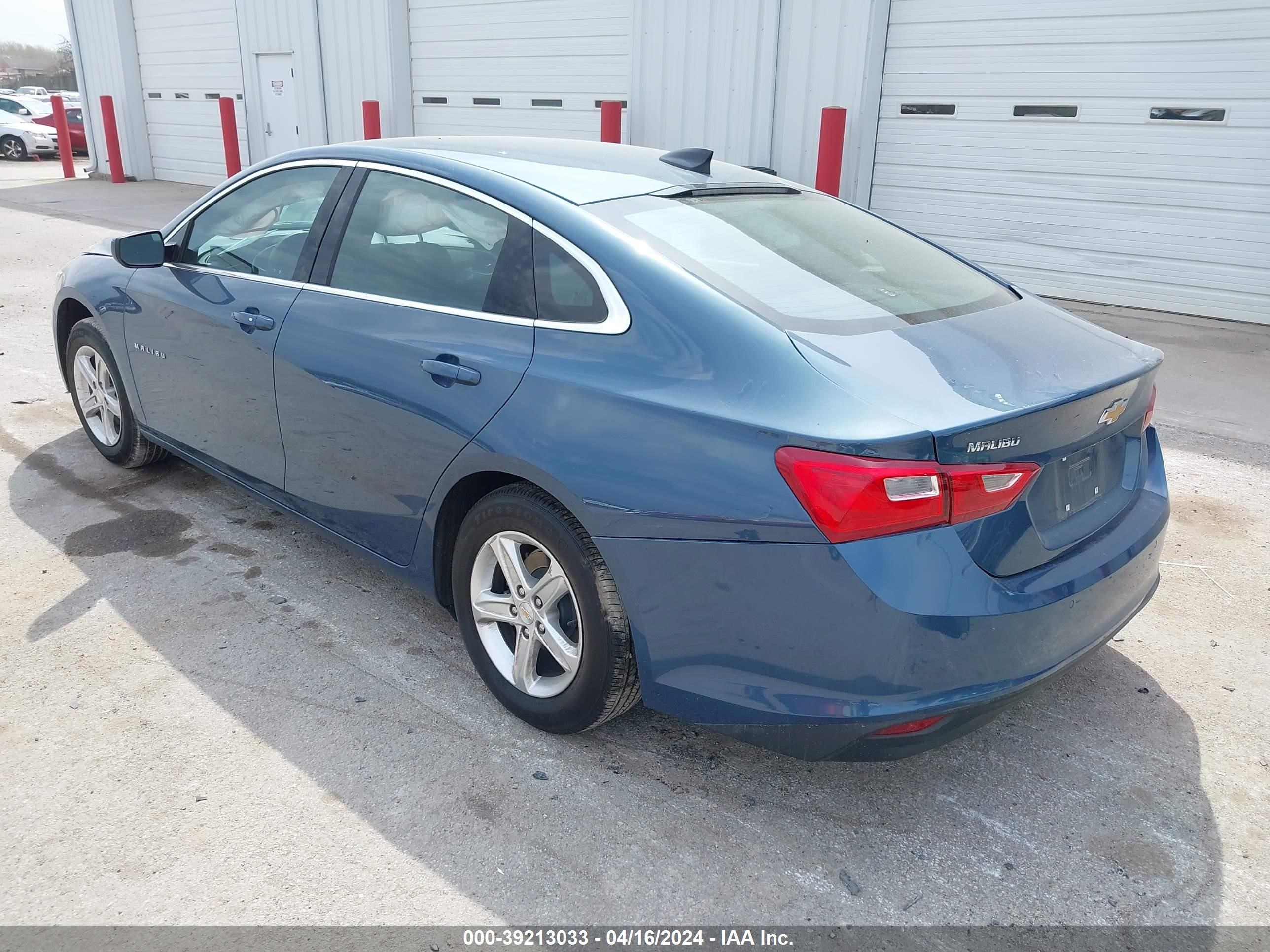 Photo 2 VIN: 1G1ZB5ST9RF136202 - CHEVROLET MALIBU 