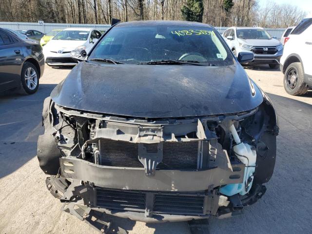 Photo 4 VIN: 1G1ZB5STXGF211003 - CHEVROLET MALIBU 